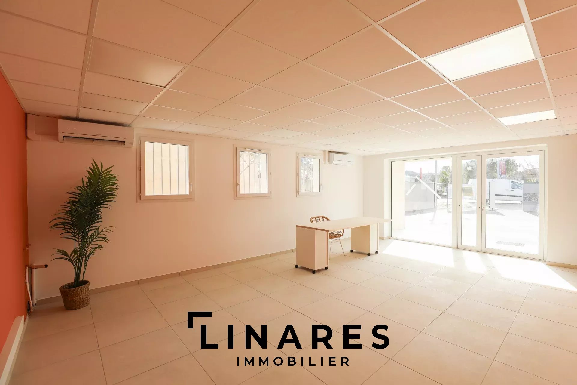 Rental Local Marignane