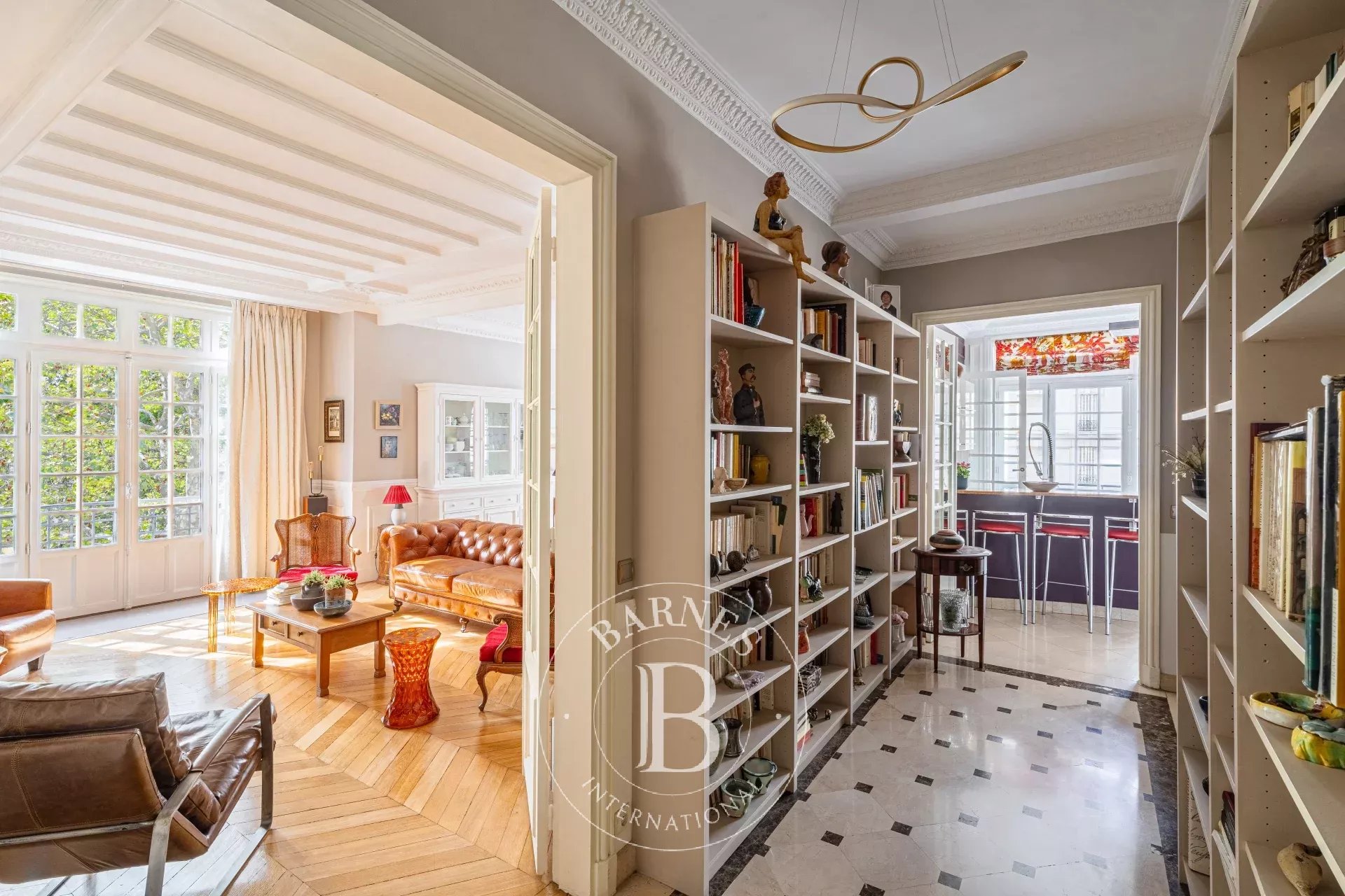 Paris  - Apartment 5 Bedrooms - picture 4