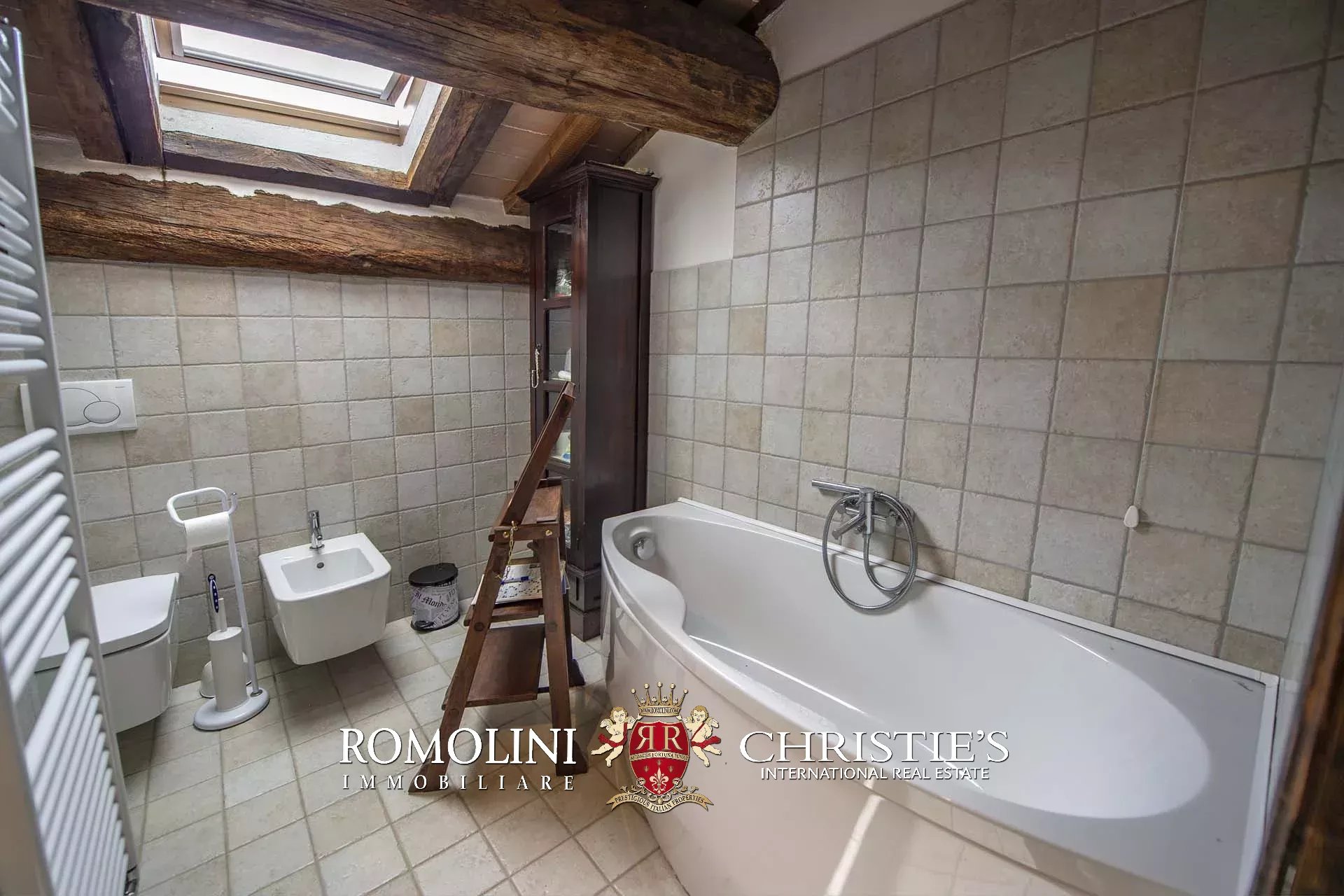 11 Bedroom Villa/Townhouse's Image 52