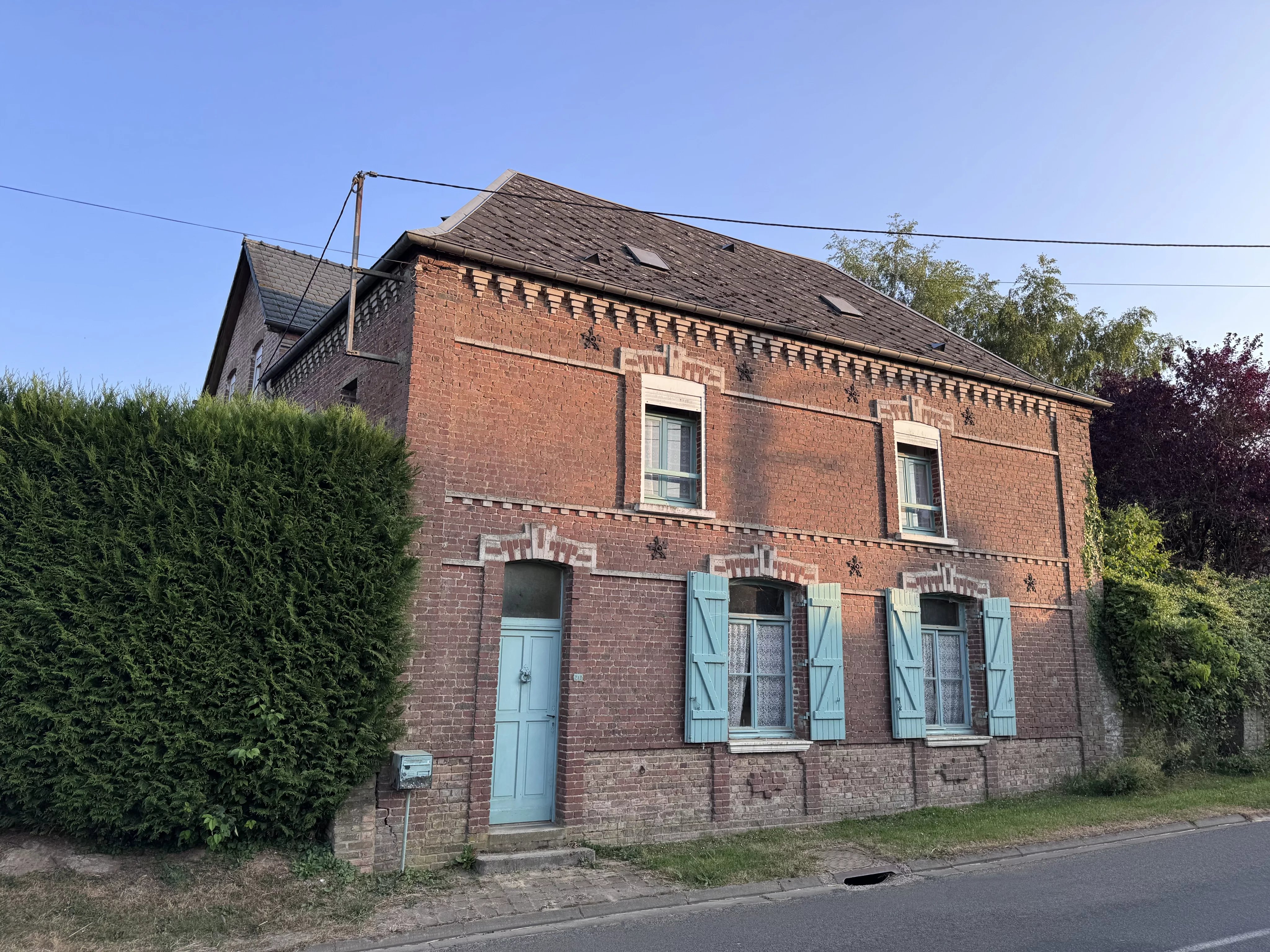 EXCLUSIVITÉ – MAISON DE PAYS SUR MAGNIFIQUE JARDIN DE 1 600 M² – 3 CHAMBRES — photo 18