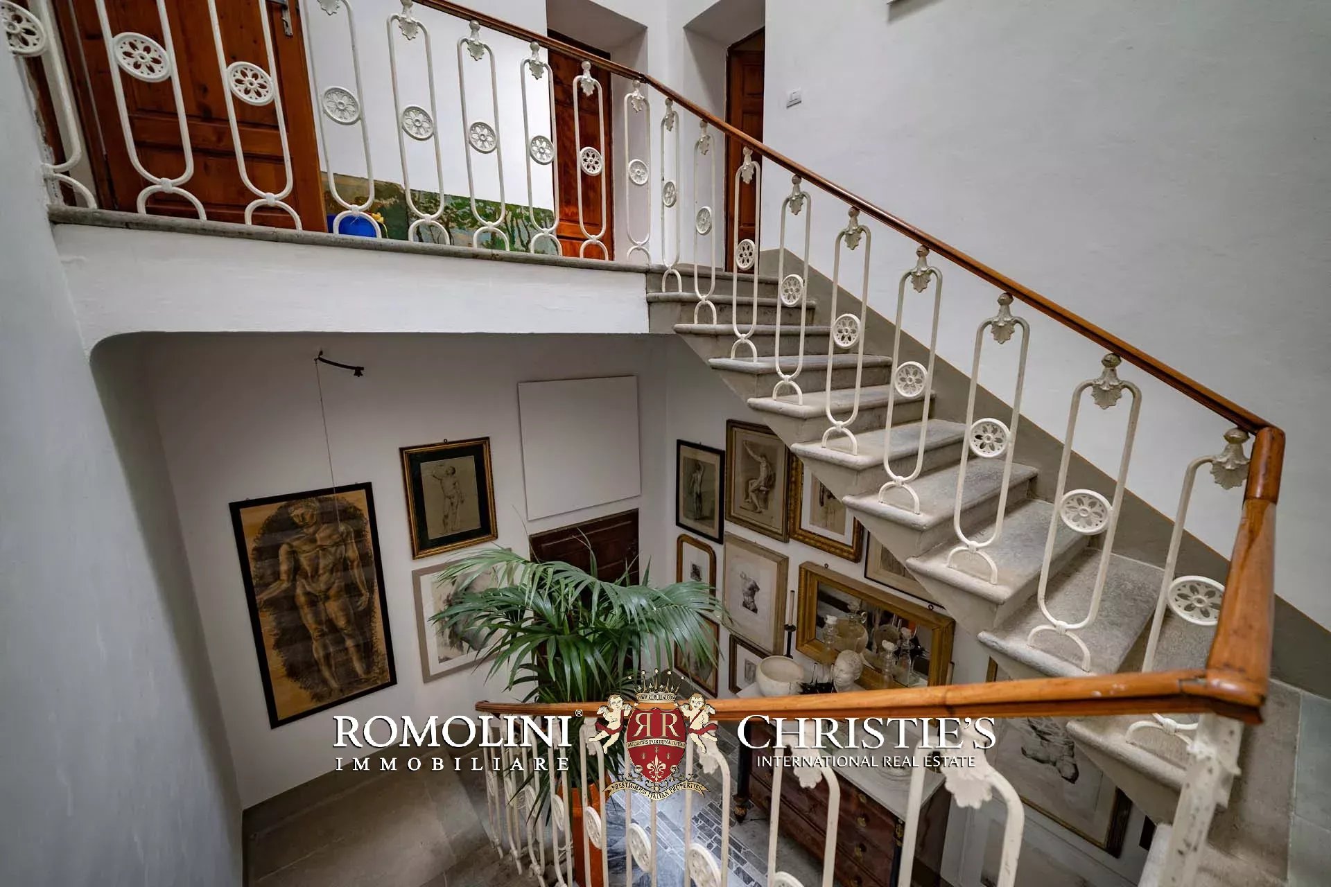 11 Bedroom Villa/Townhouse's Image 118