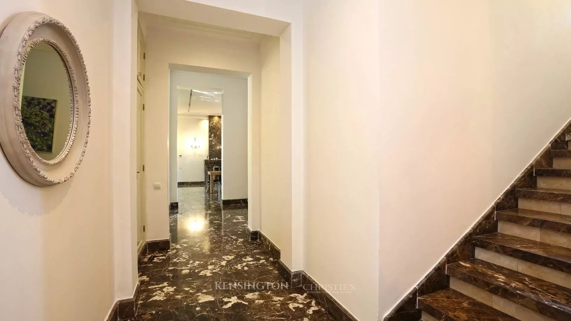 4 Bedroom Villa/Townhouse's Image 21
