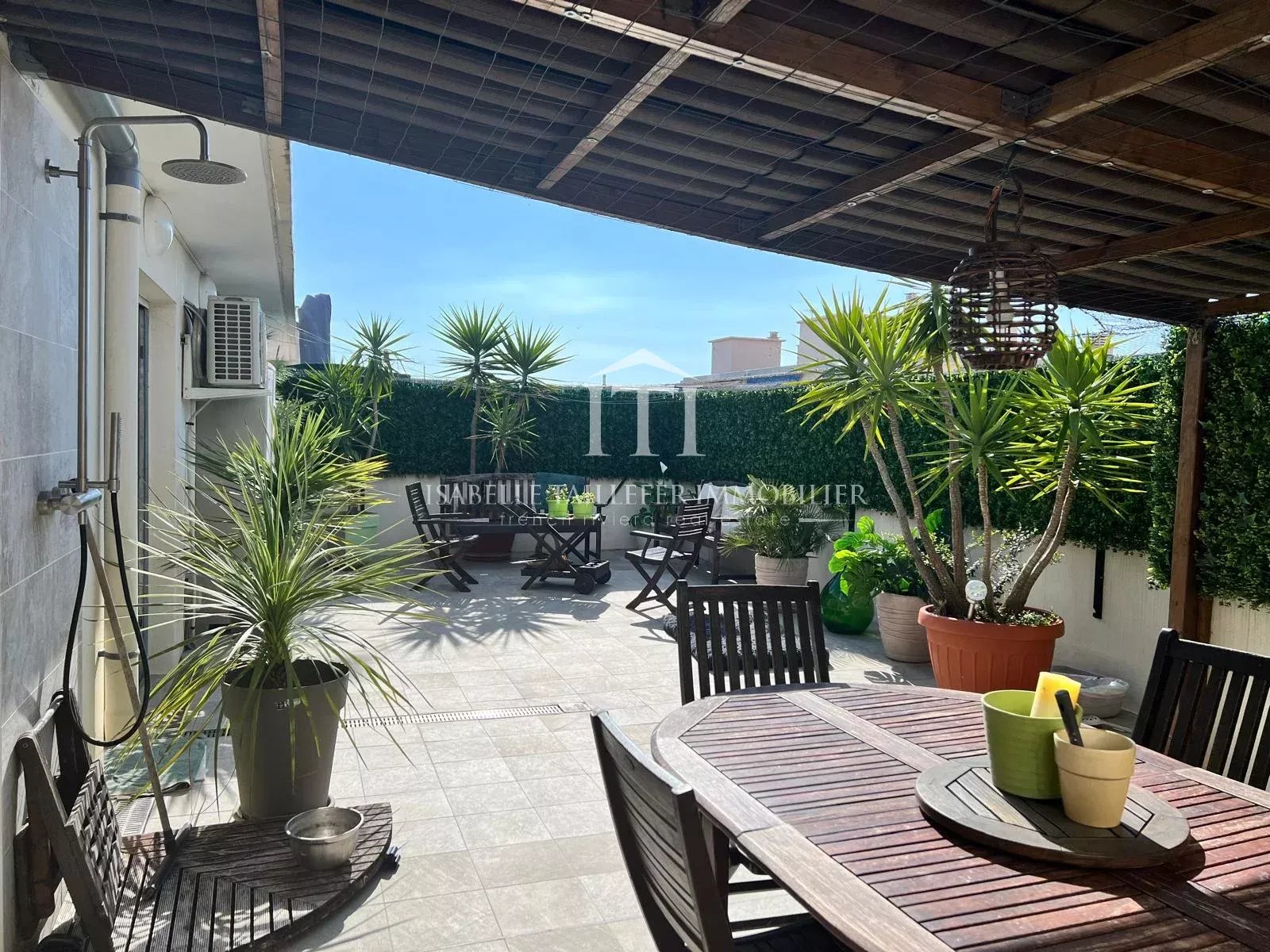 ANTIBES CENTRE - 3 Pièces TERRASSE - PARKINGS