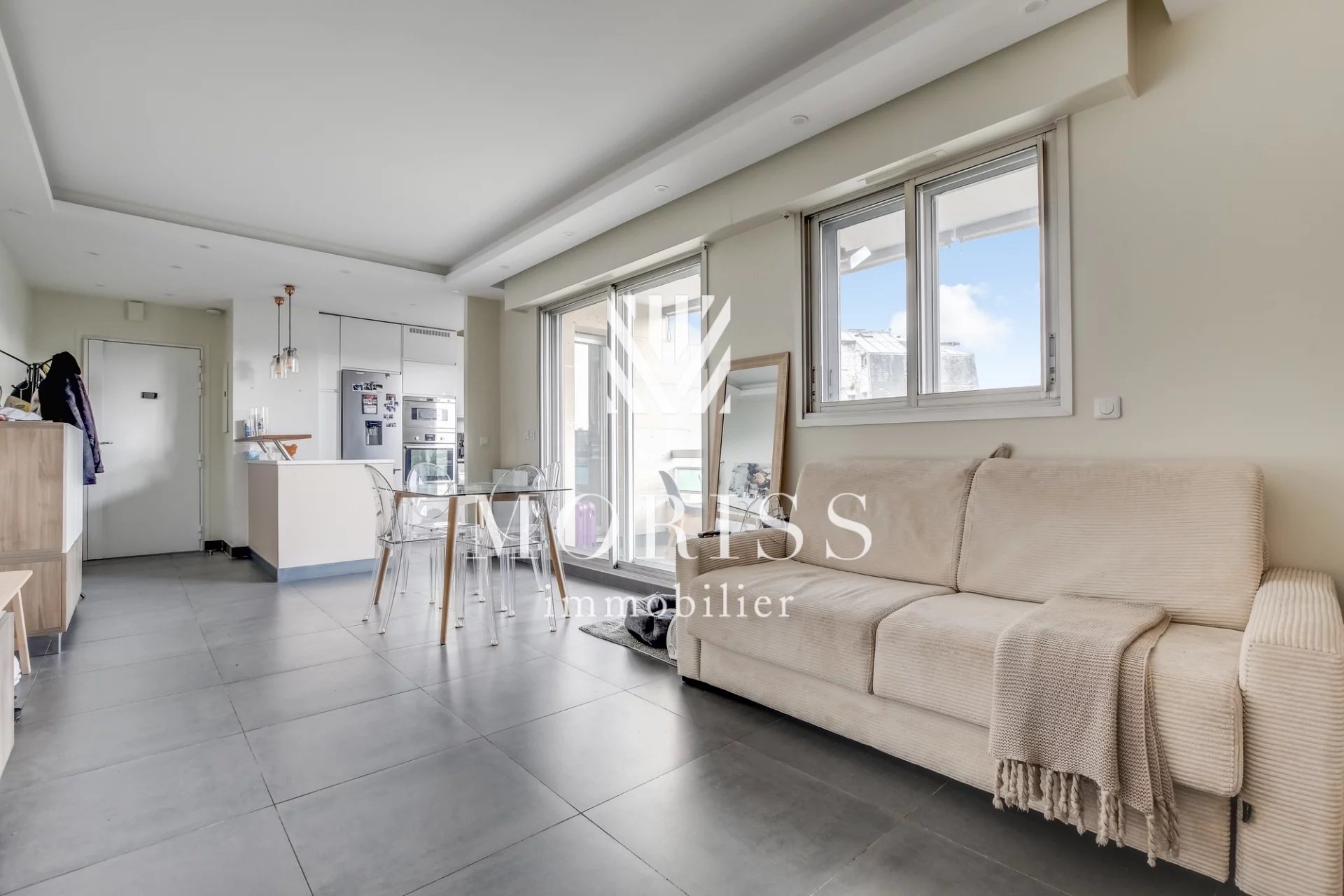 Saint-Mandé Appartement de 2 pièces de 47 m2 + 7 m2 de balcon - Image Array