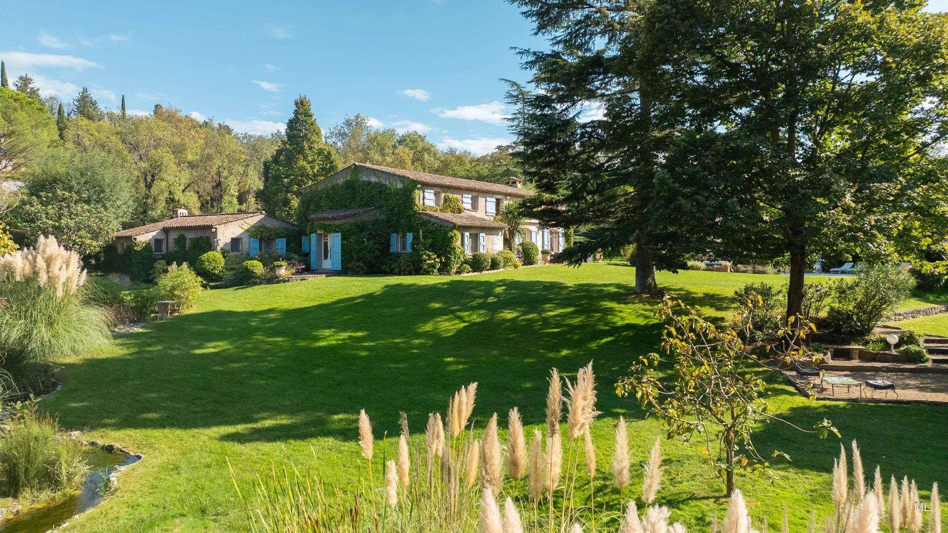 Sale House Valbonne