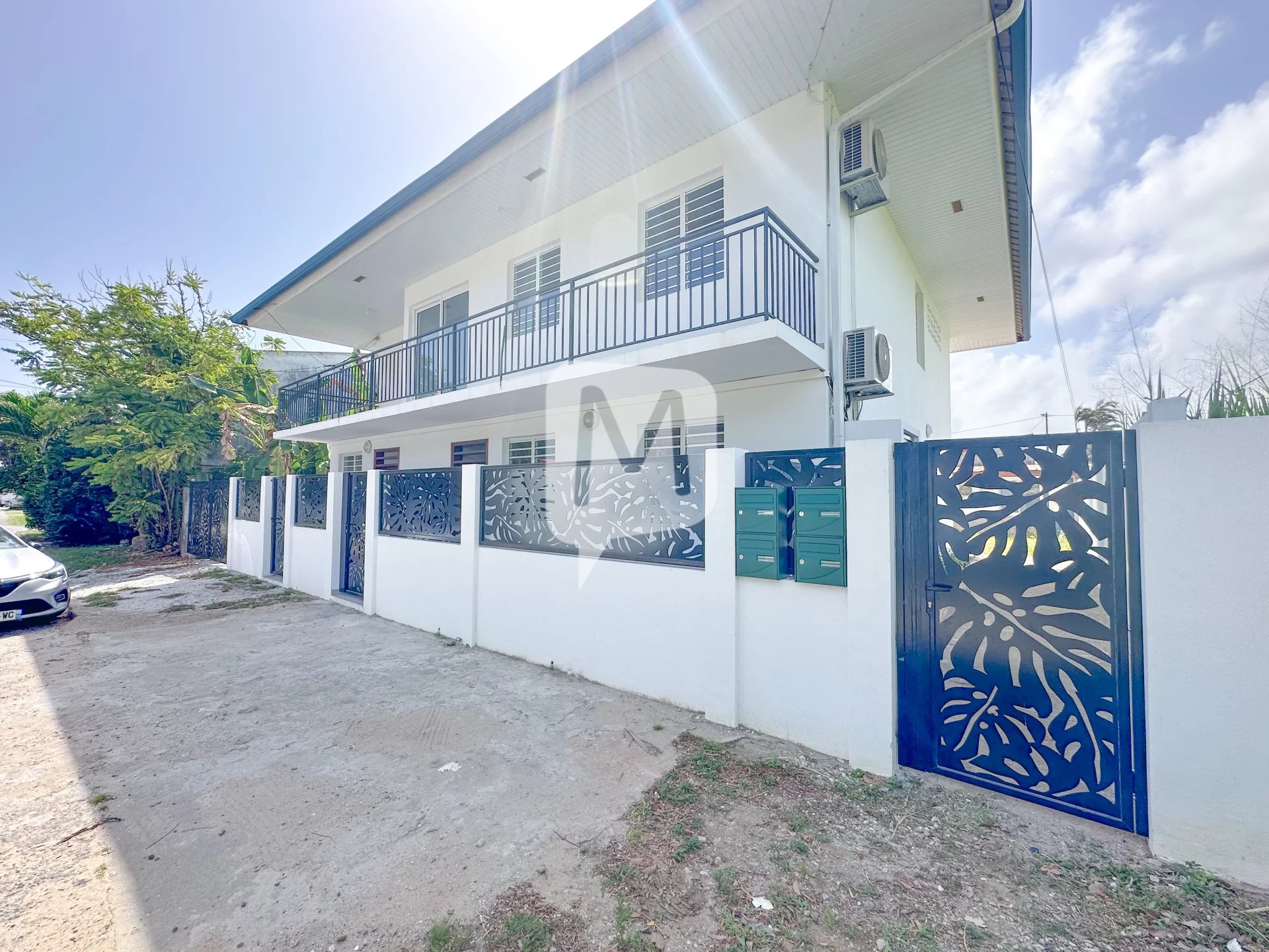 Dpt (Guyane) , à louer CAYENNE appartement T3 de 58.60m² au rez-de-chaussée