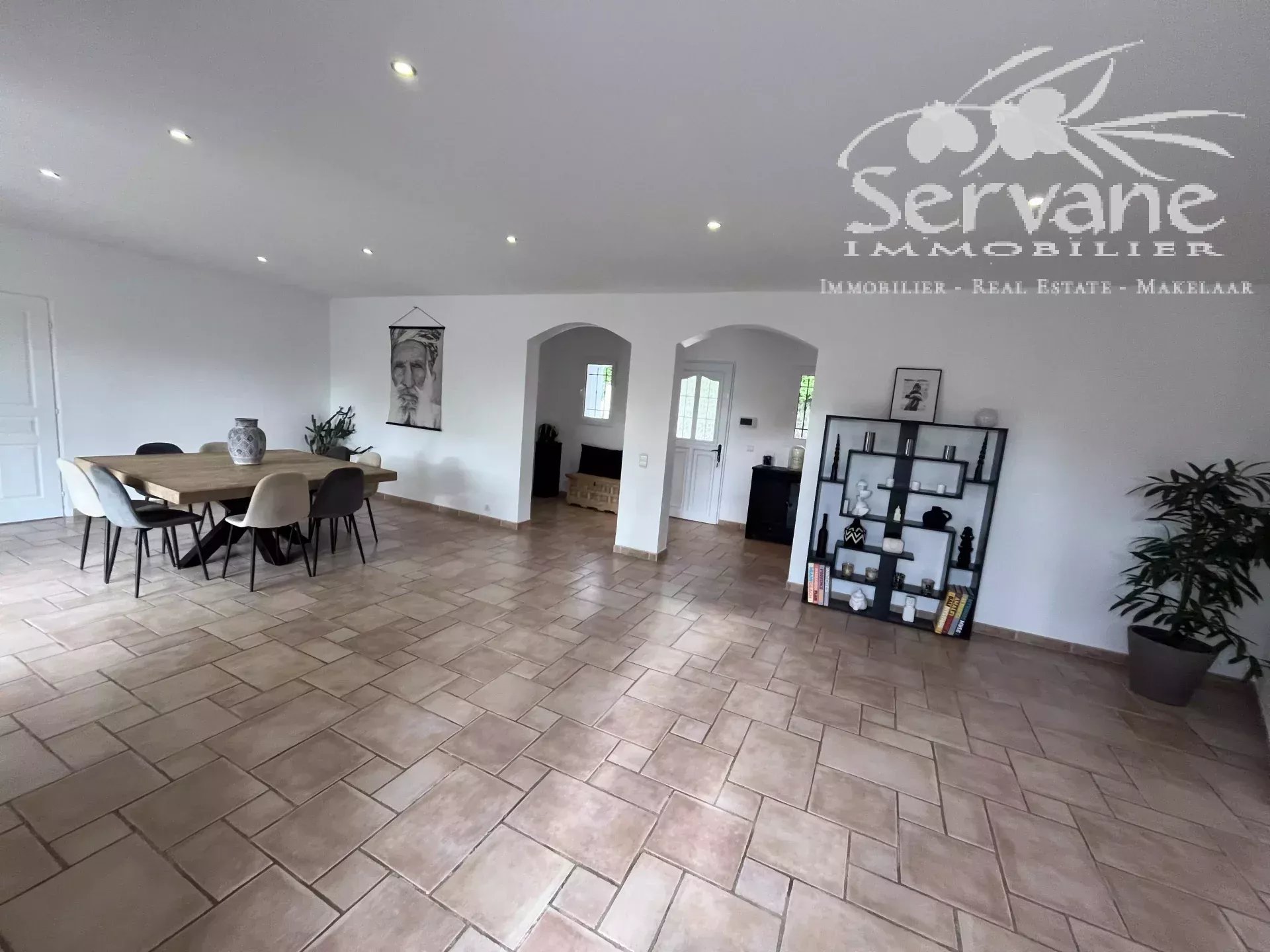 EXCEPTIONAL PROPERTY SALERNES 7 BEDROOMS