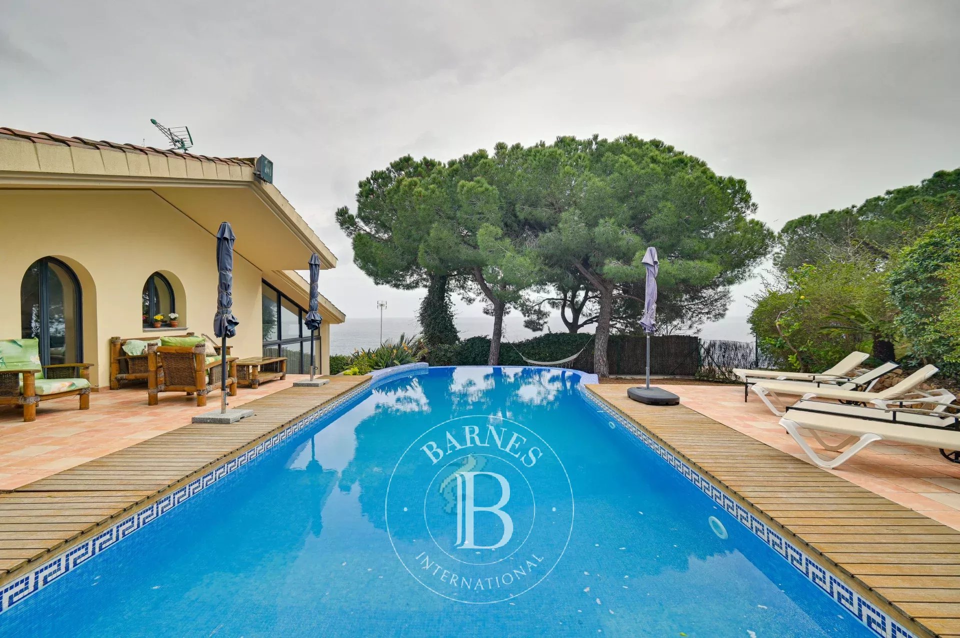 Magnificent villa with sea views in Sant Feliu de Guíxols, Costa Brava - picture 1