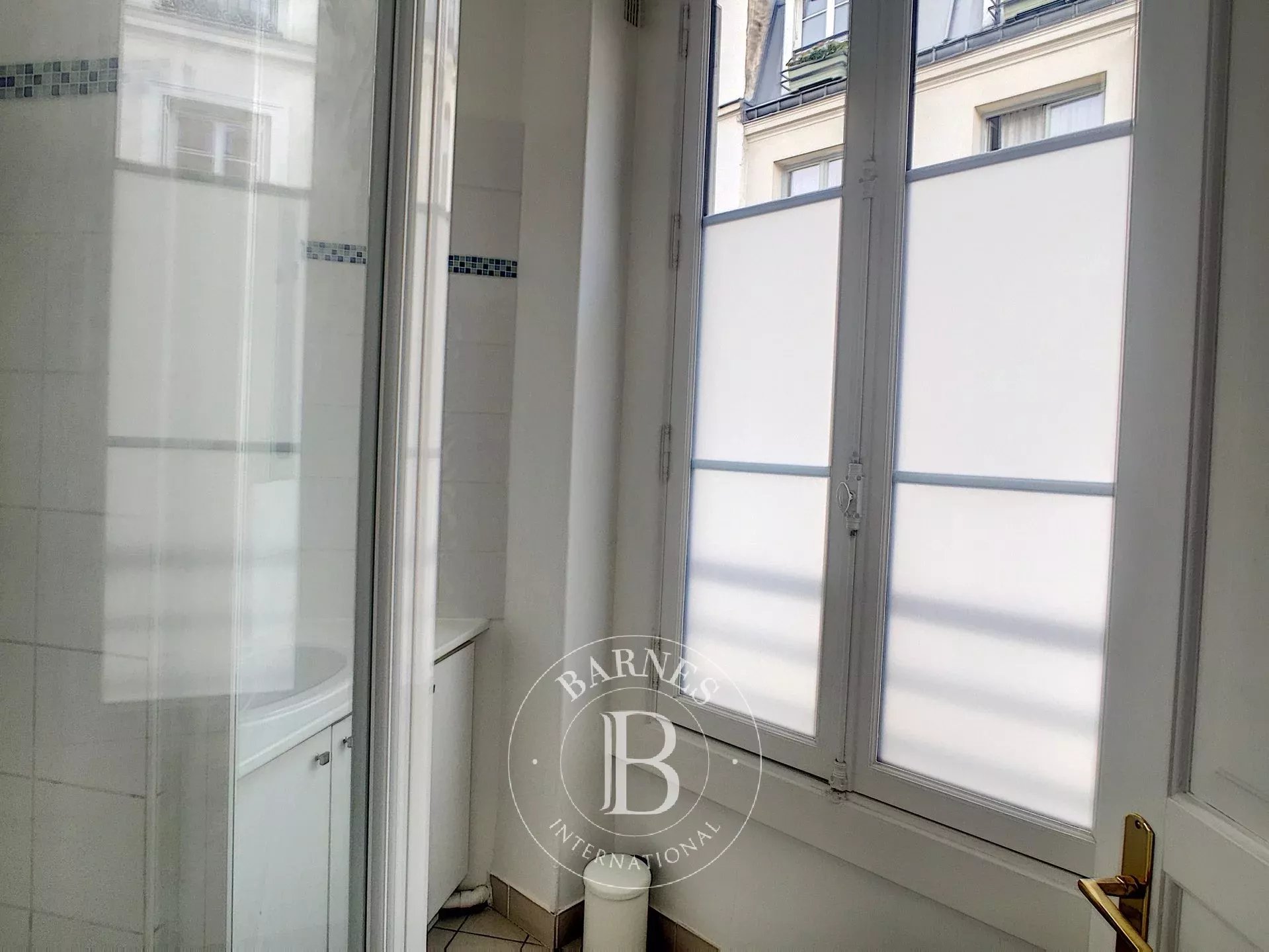 Daire Paris 3ème - picture 4