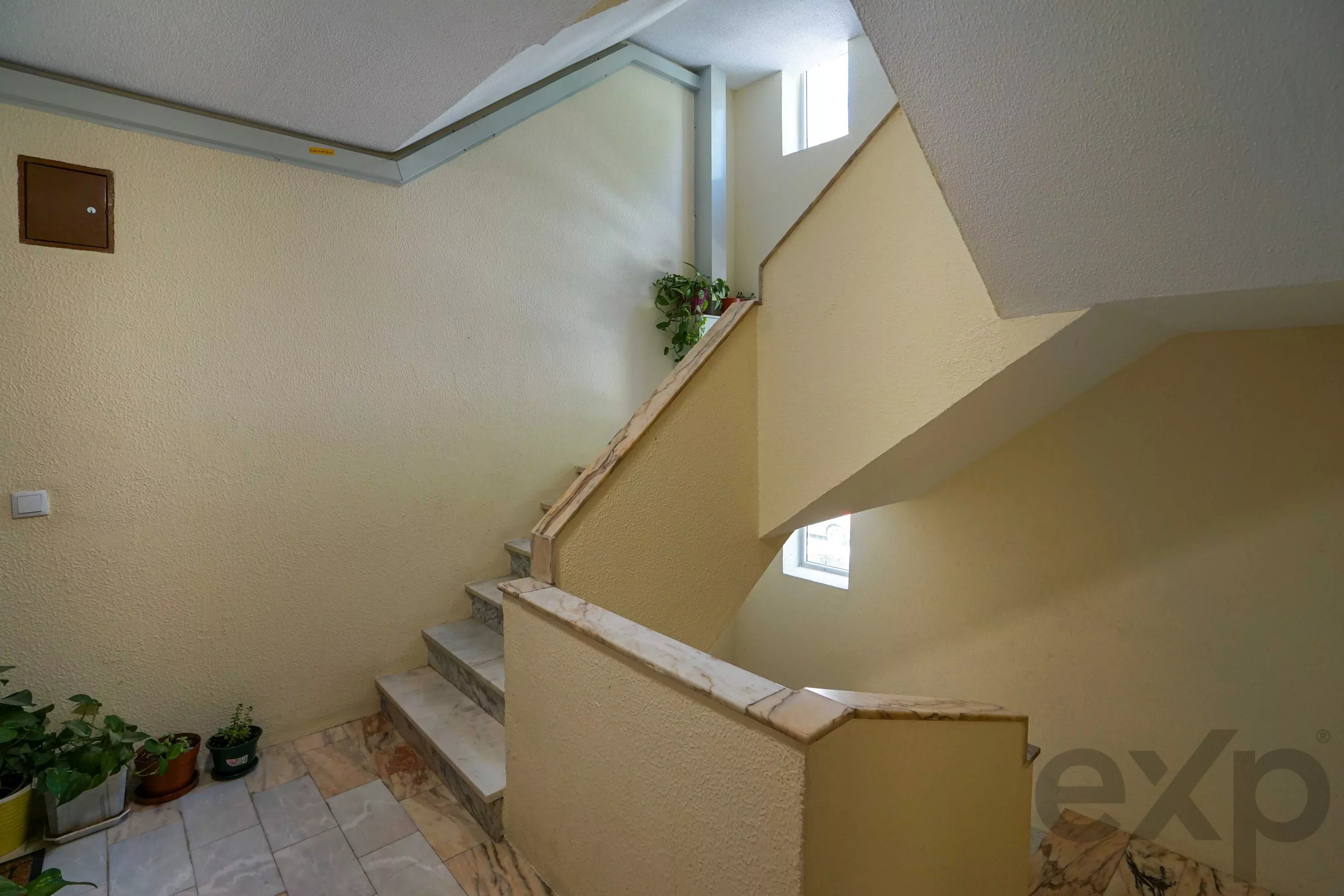 Remodeled T2, Povoa de Santa Iria 86927003 image 23