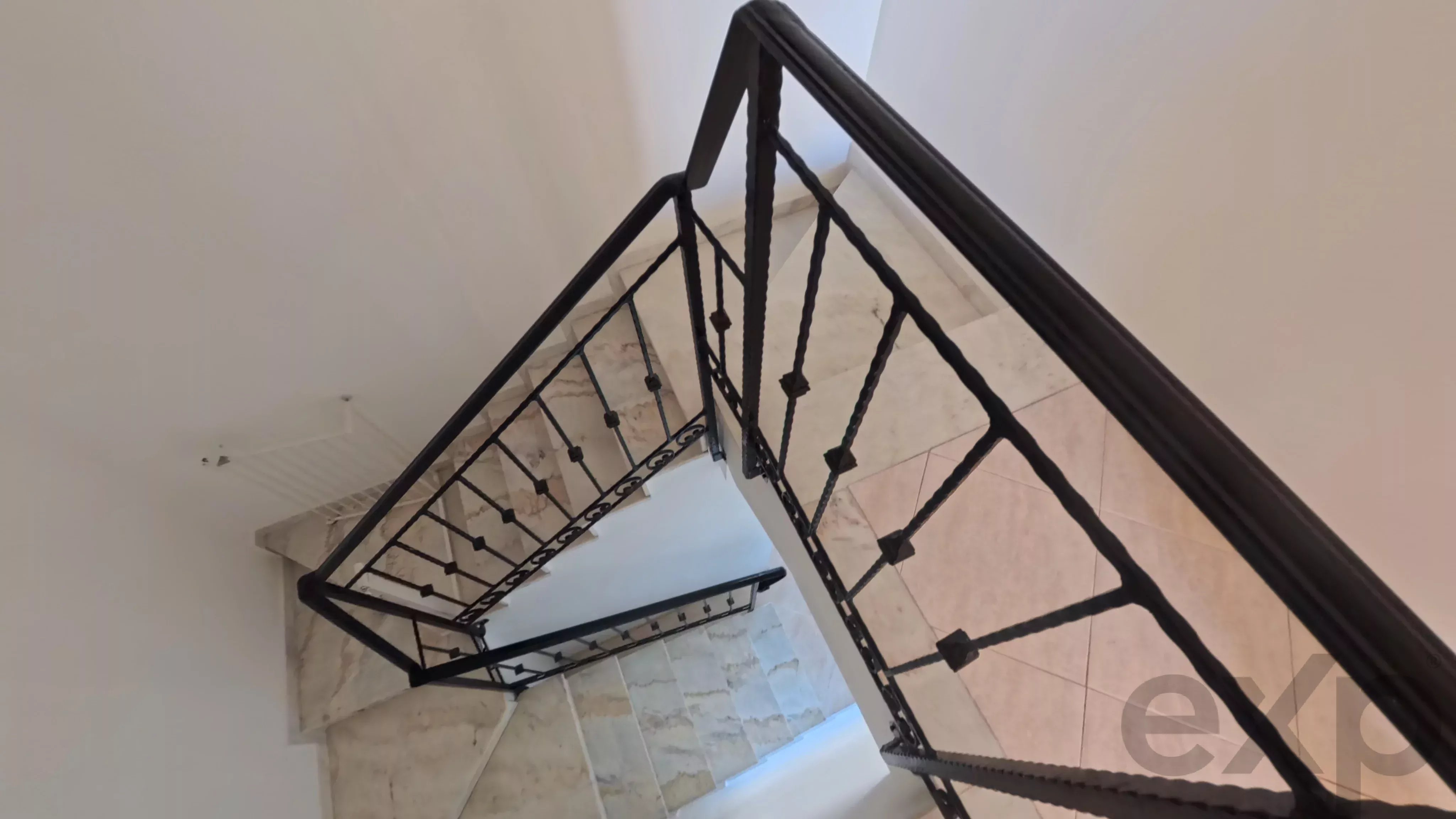 4-Bedroom Duplex Apartment in Almancil 87073766 image 16