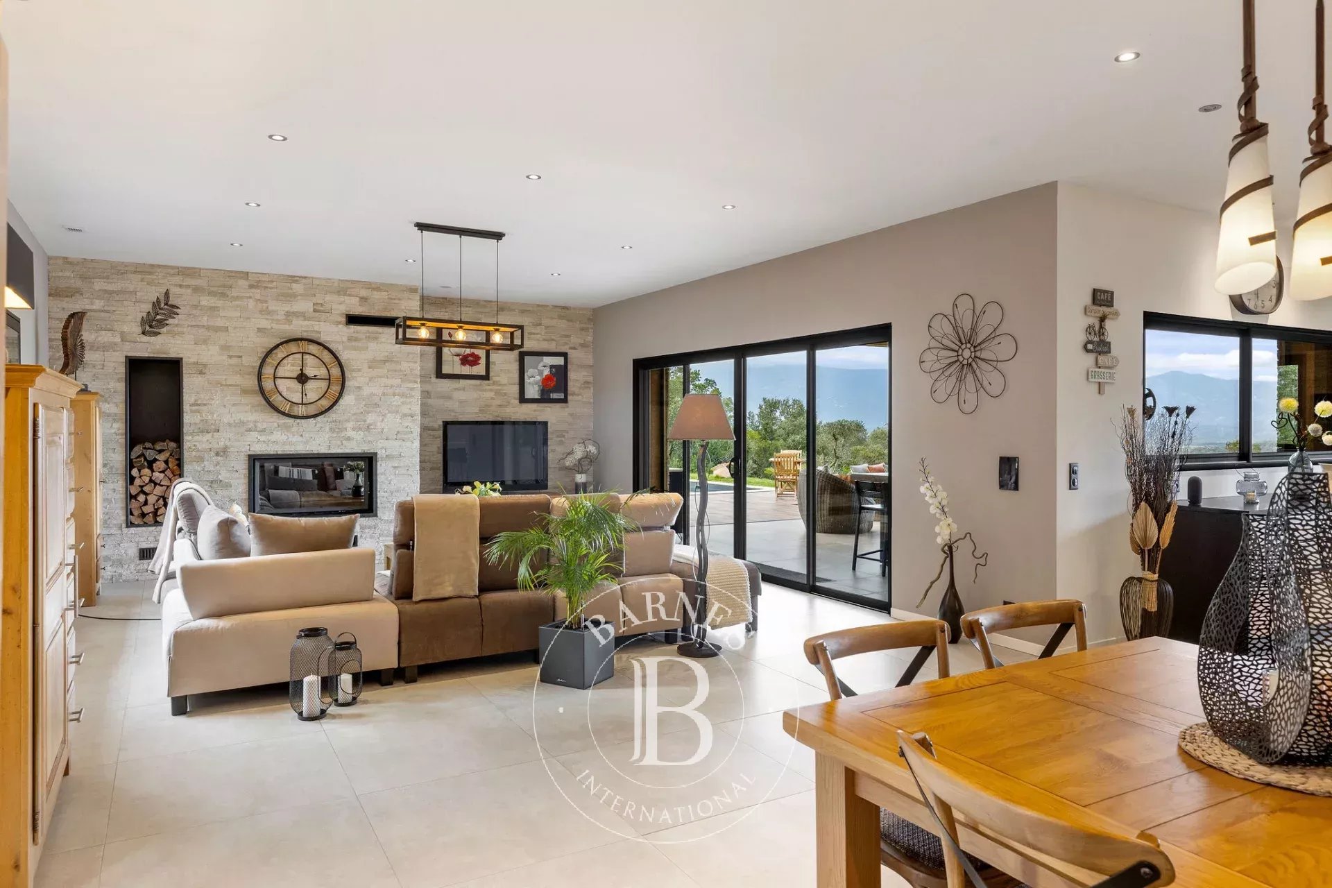 Villa Porto-Vecchio - picture 5