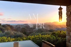 SEA VIEW - A FEW MINUTES FROM CANNES - — photo 1 of 7