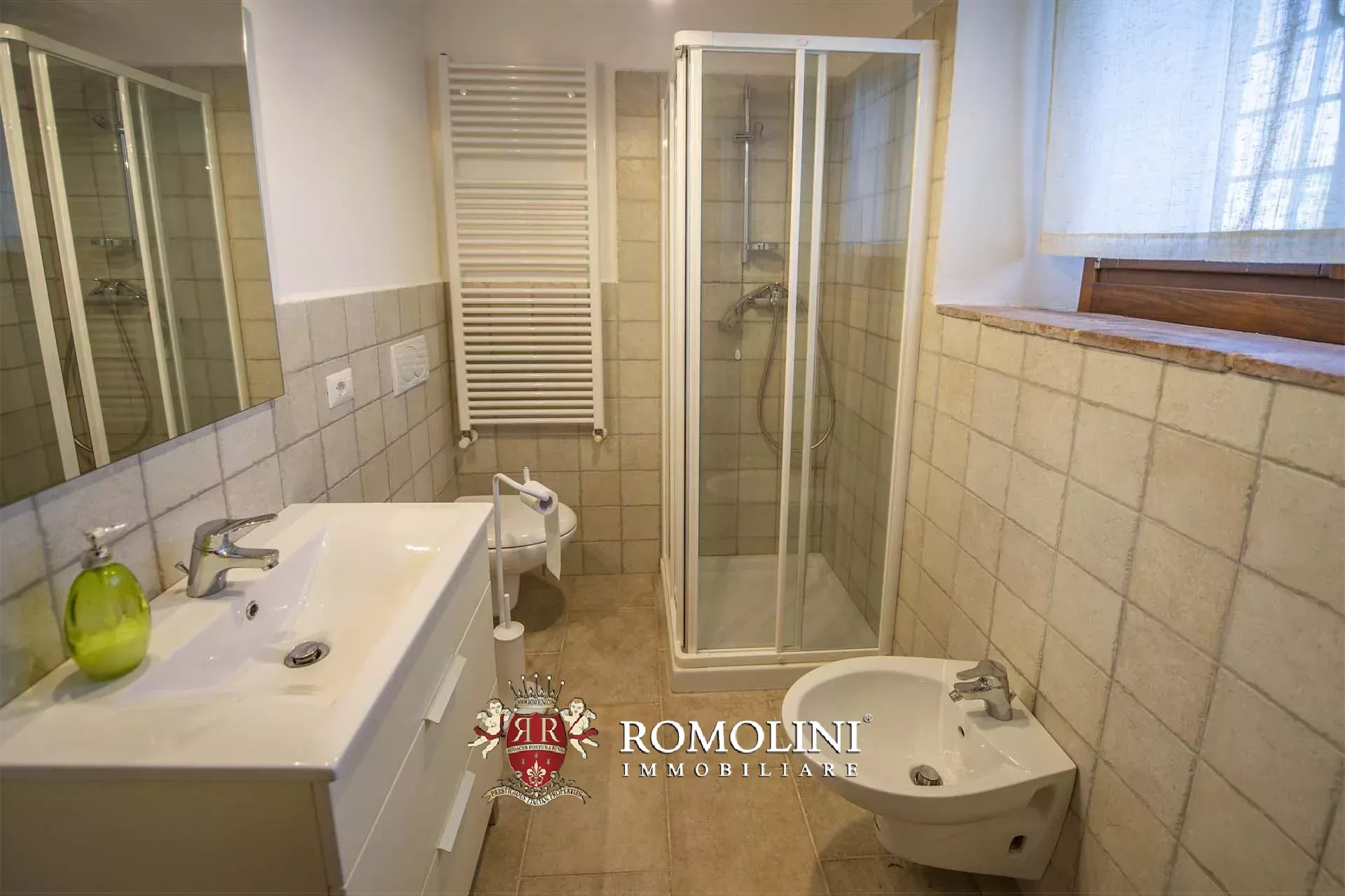 11 Bedroom Villa/Townhouse's Image 31
