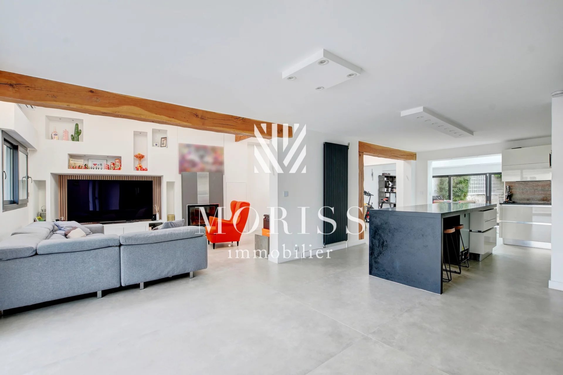 Joinville-Le-Pont Maison de 6 pièces + jardin - Image 1