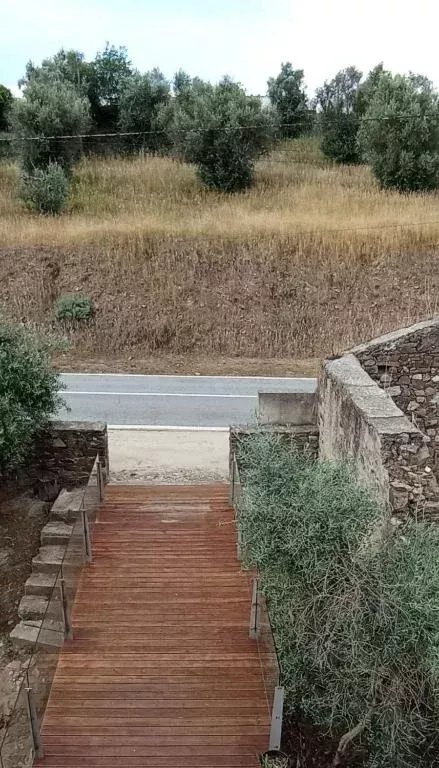 5-Bedroom Villa (2 x 3-Bedroom + 1 x 2-Bedroom Units) 86873882 image 4