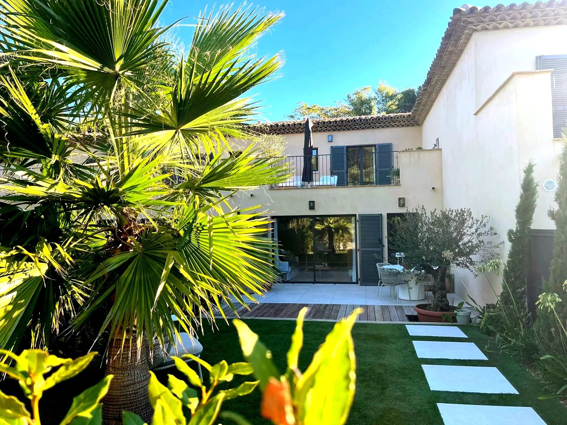 Agence immobilière de Ellington International