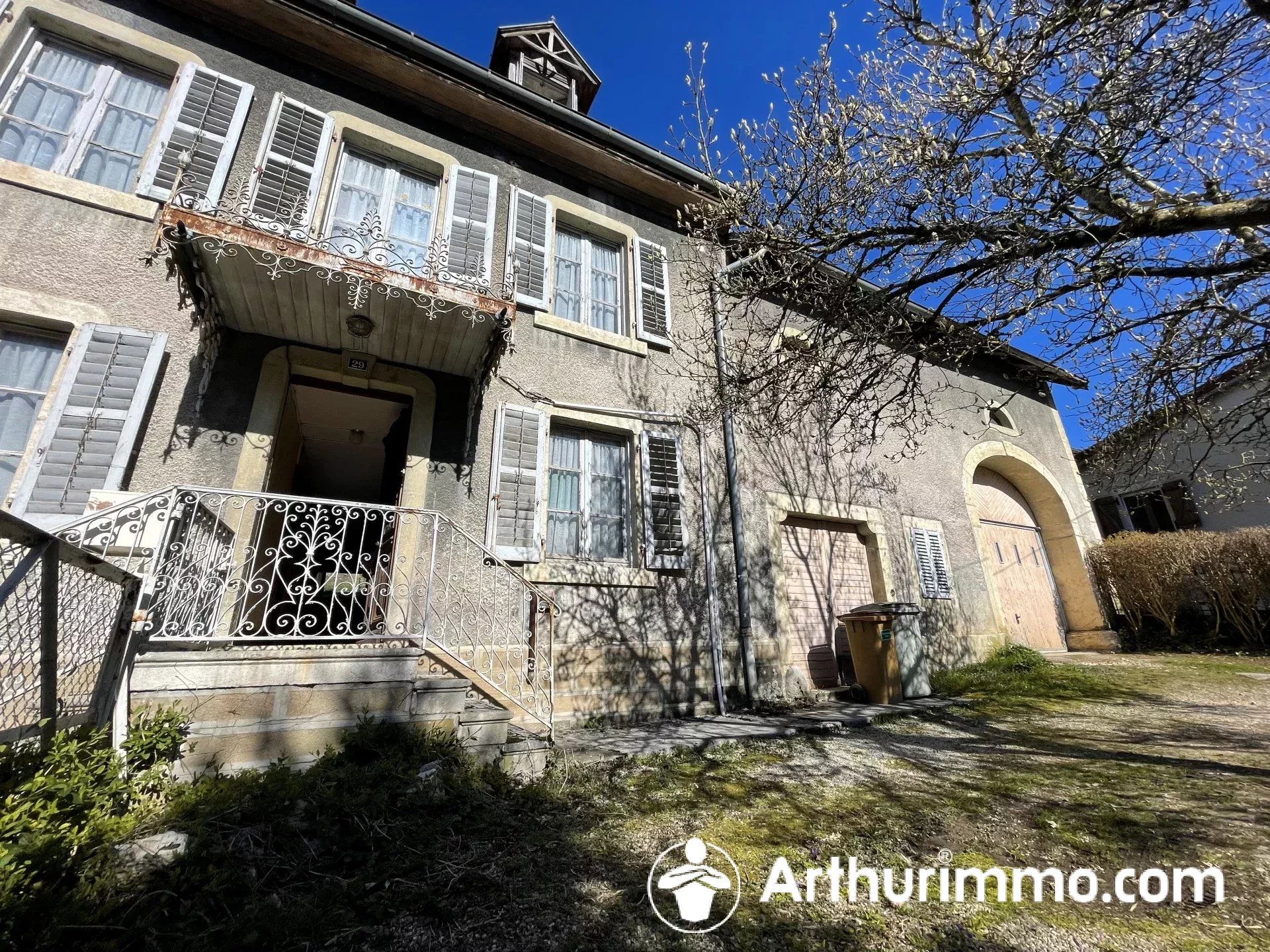 Agence immobilière de 