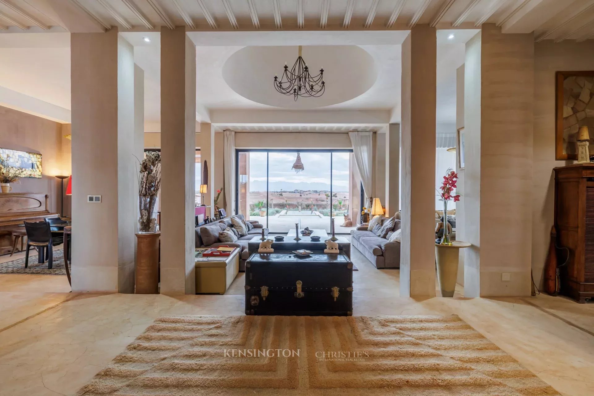 5 Bedroom Villa/Townhouse's Image 12