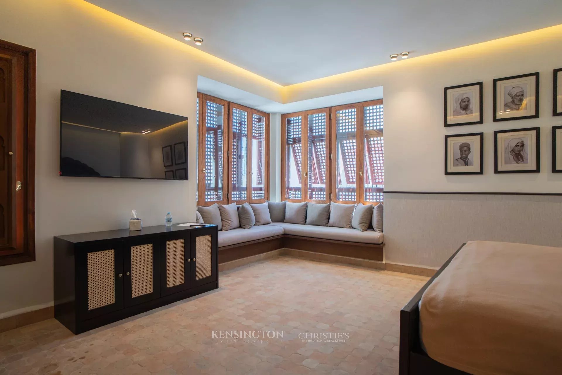8 Bedroom Villa/Townhouse's Image 15