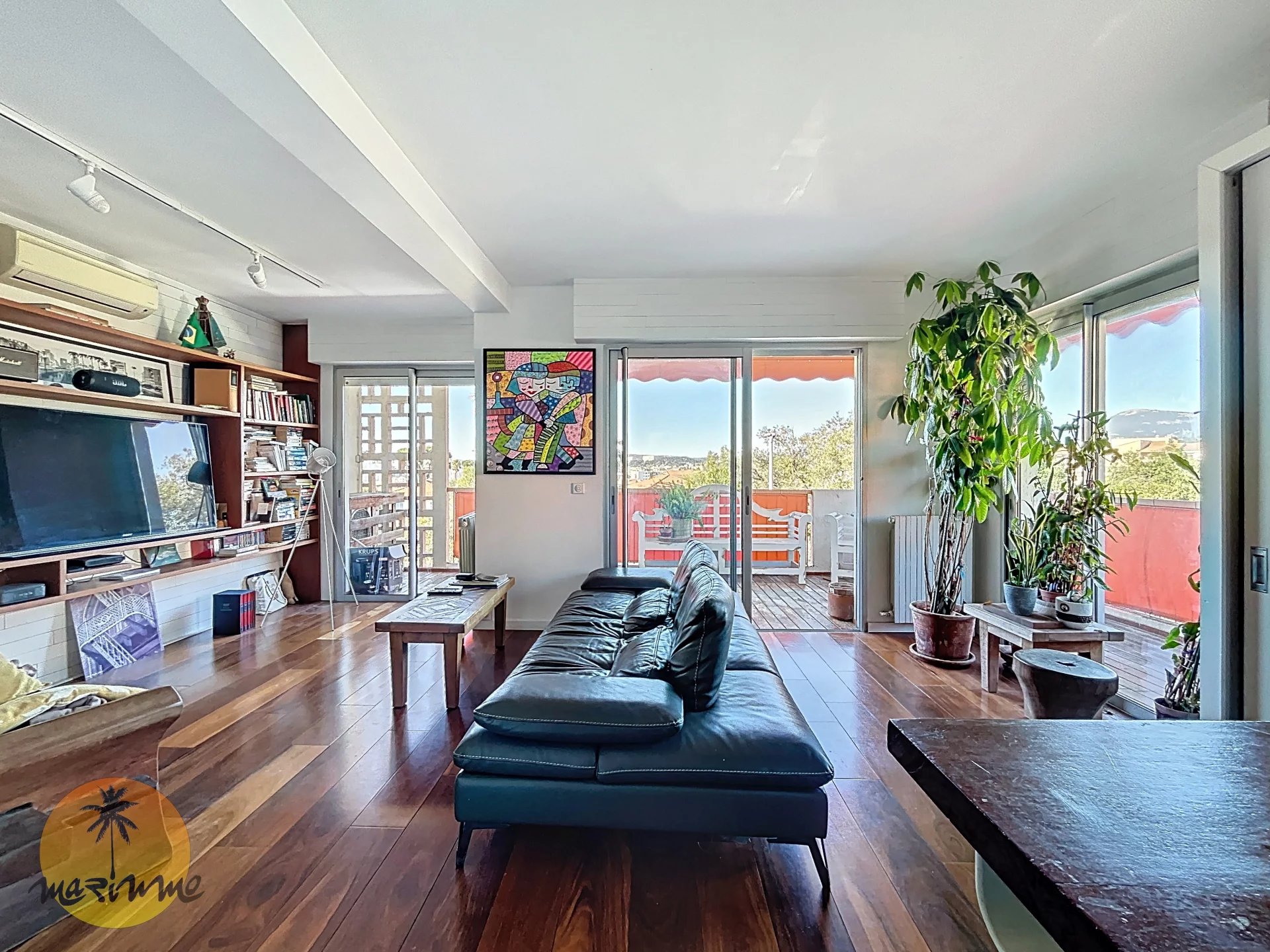 TZANCK!! Dernier étage!!