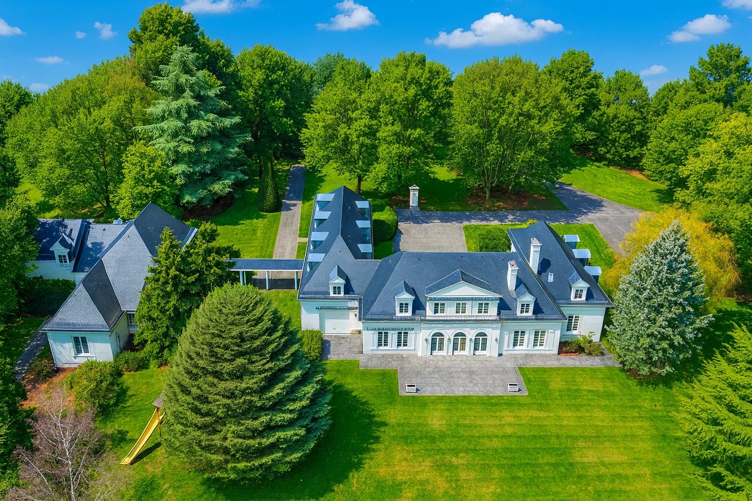 Sale Property Givrins