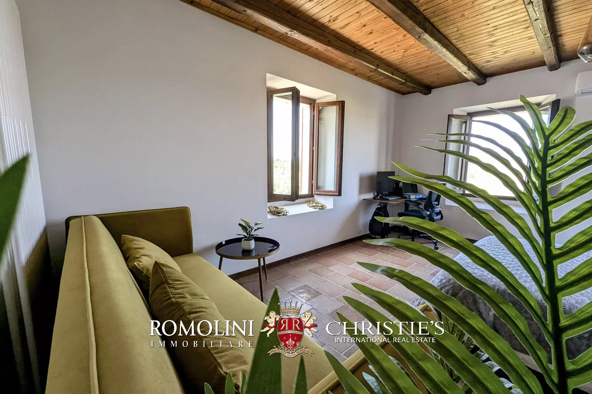 3 Bedroom Villa/Townhouse's Image 21