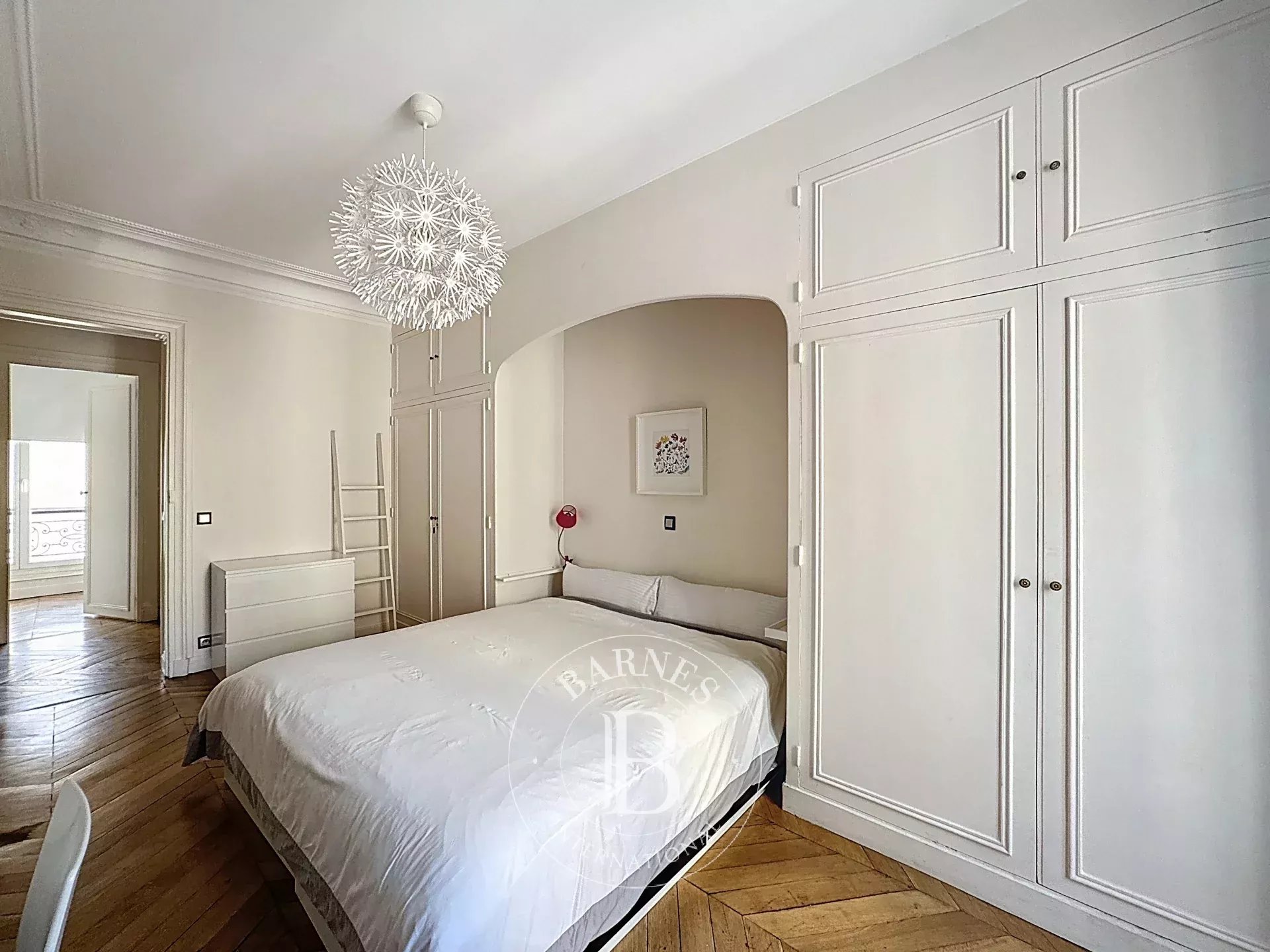 Daire Paris 8ème - picture 5