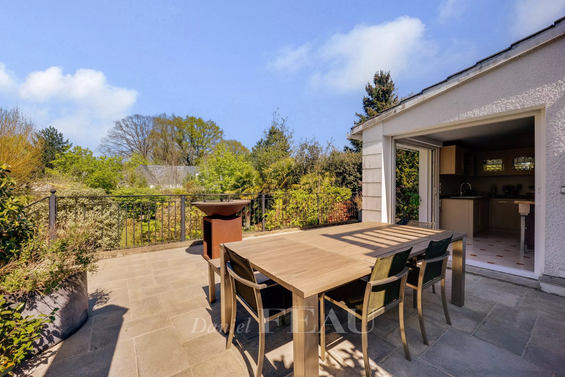 4 Bedroom Villa/Townhouse's Image 5