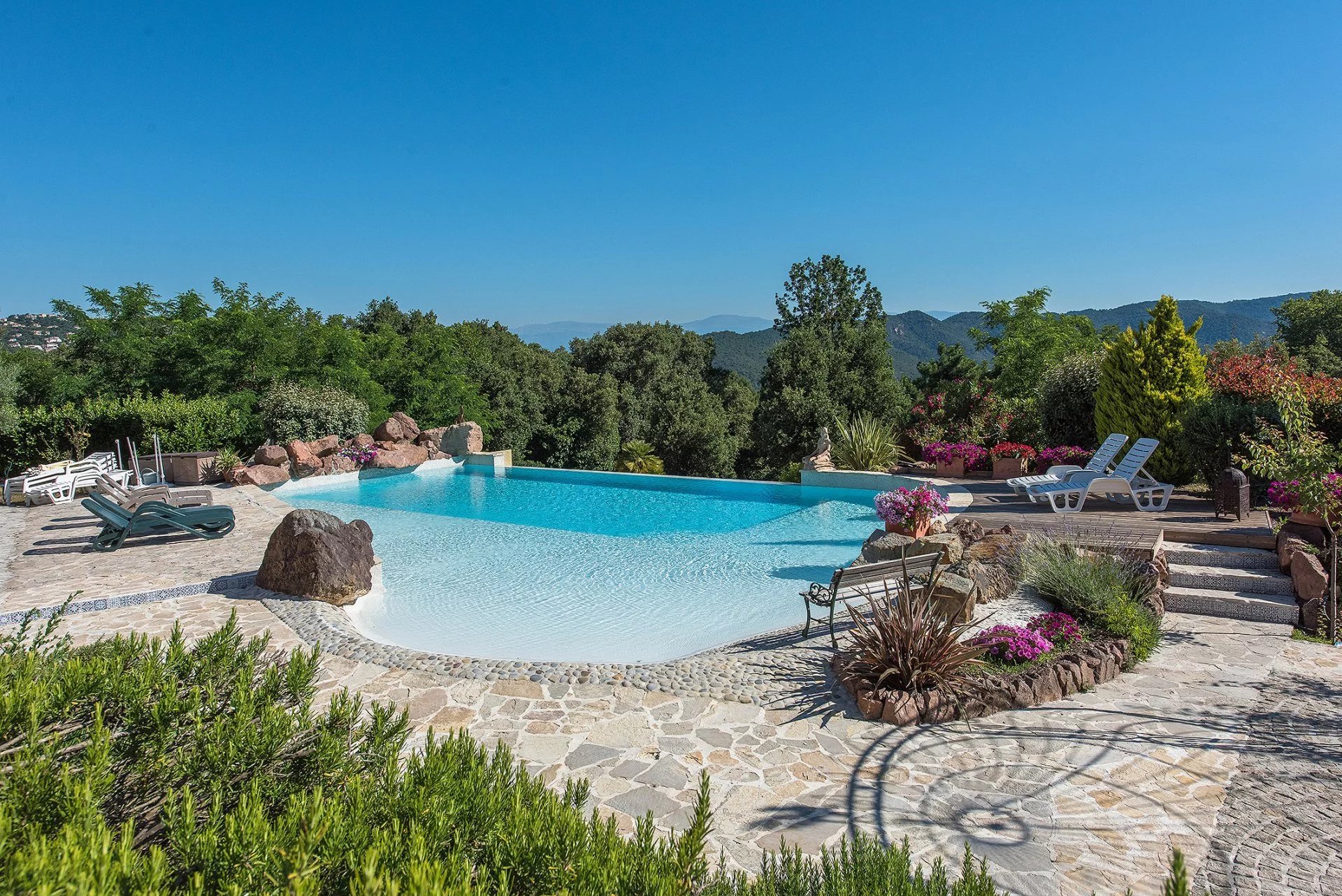 Mandelieu - Les Adrets de l'Estérel - In the heart of a private estate