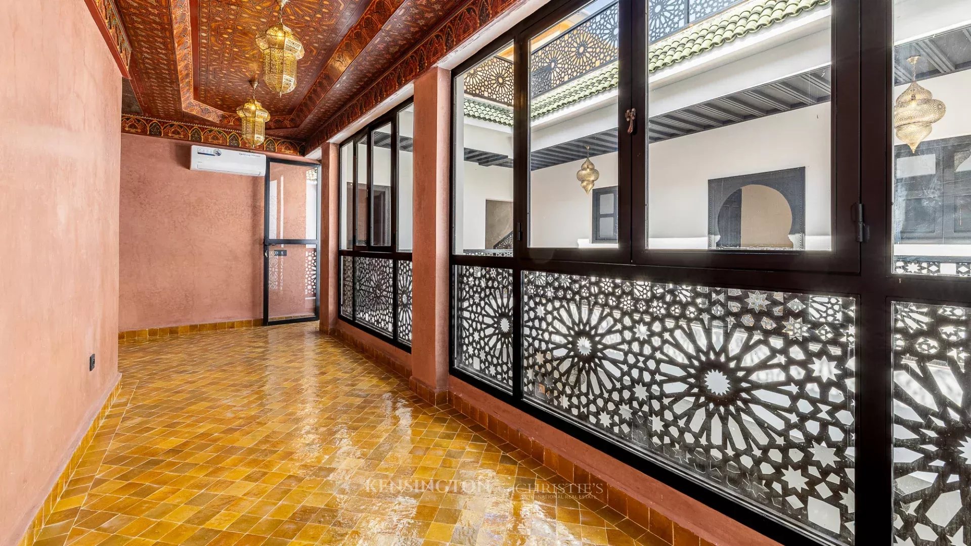 4 Bedroom Villa/Townhouse's Image 7