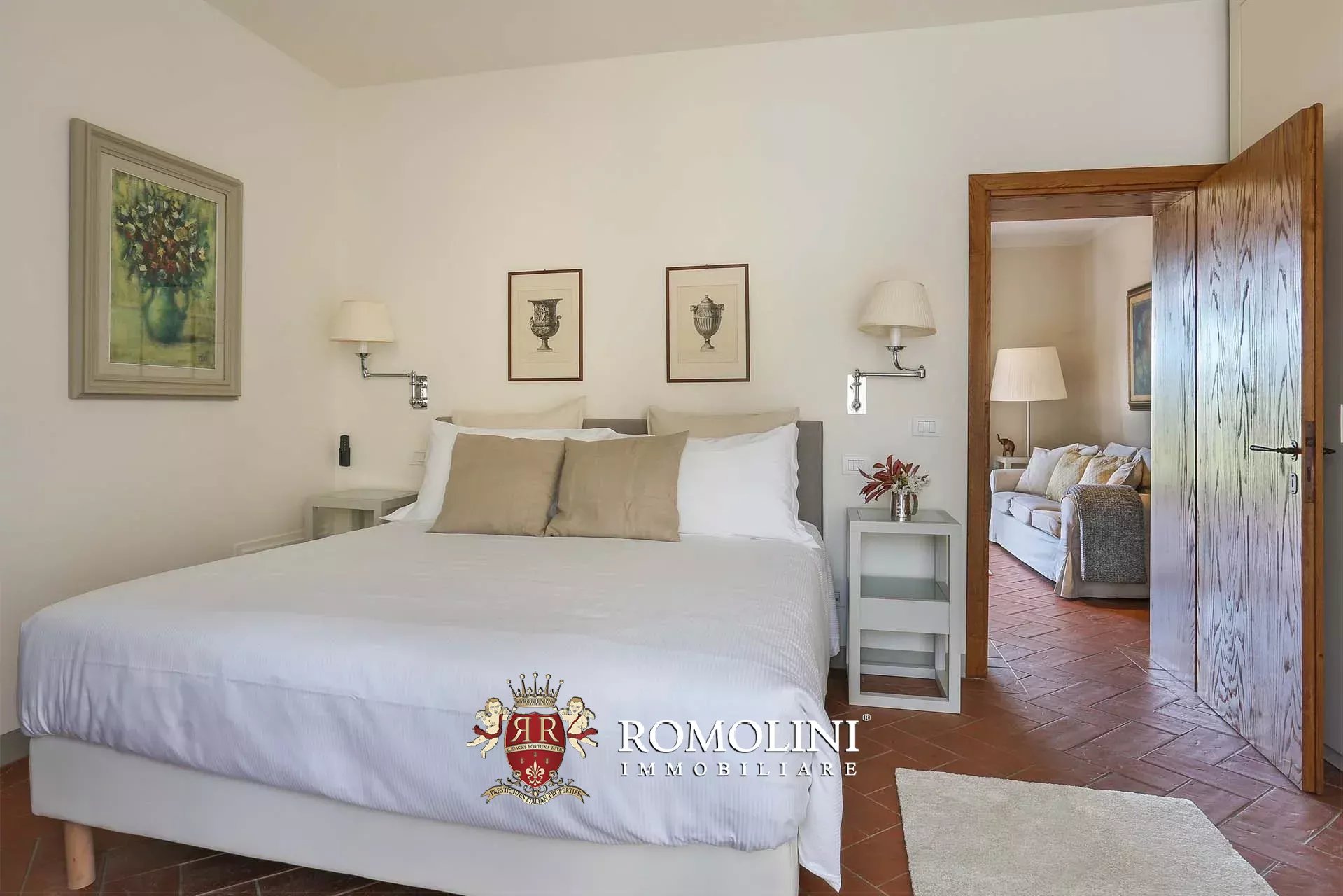 25 Bedroom Vineyard's Image 111