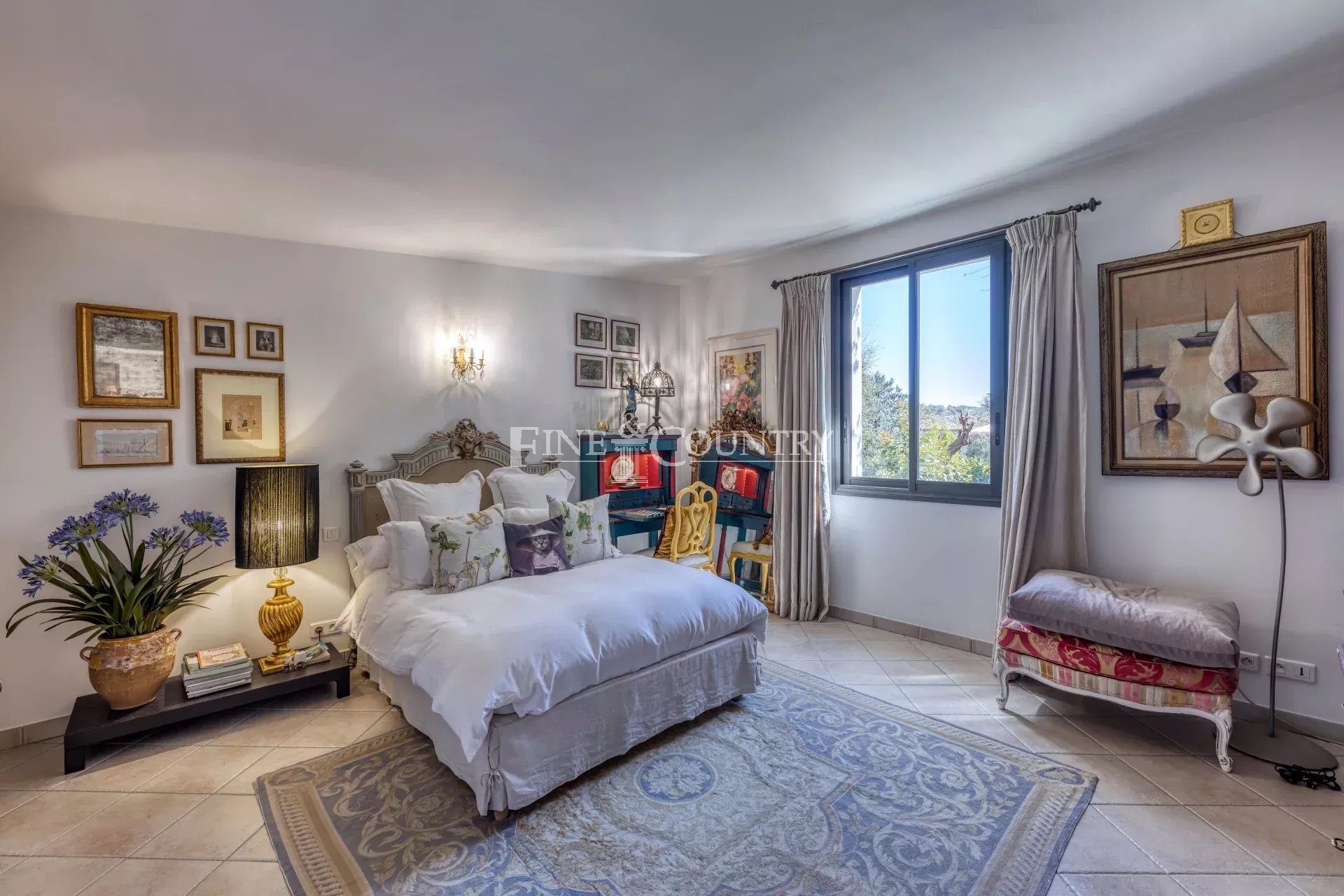 Photo of Villa for sale in Grasse