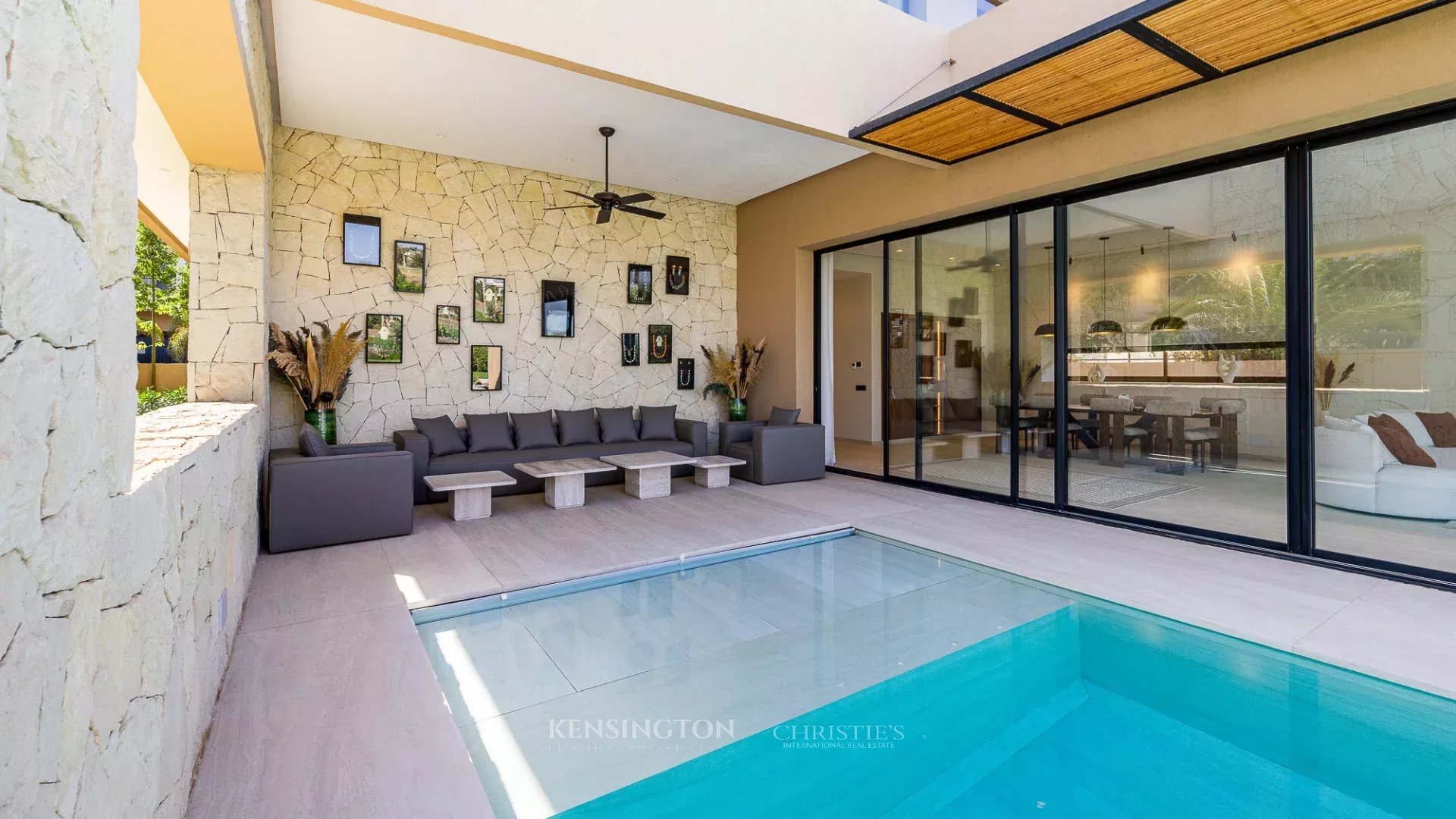 4 Bedroom Villa/Townhouse's Image 41