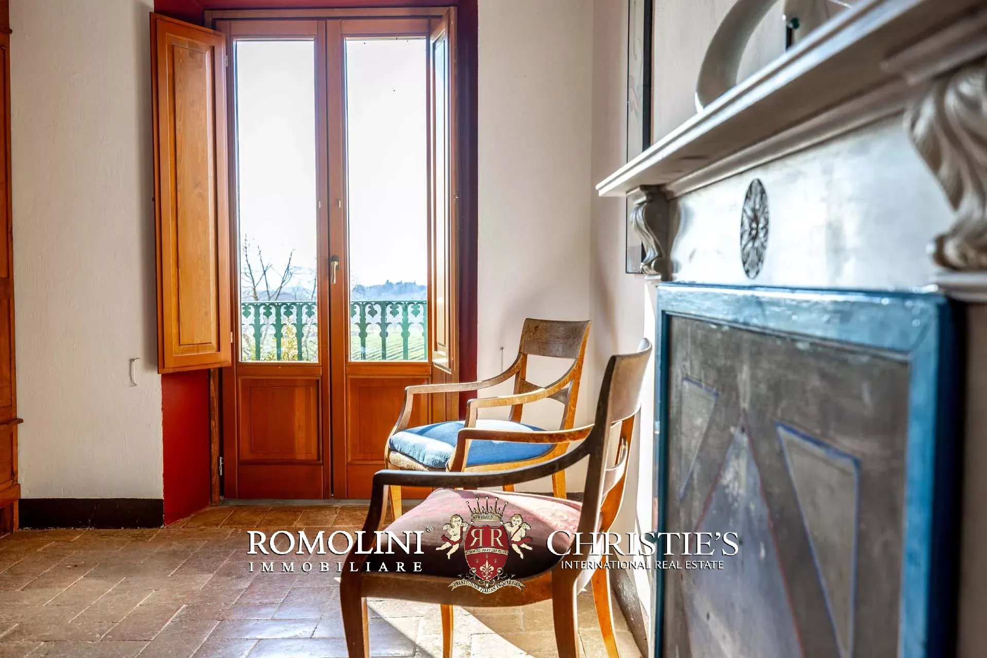 10 Bedroom Villa/Townhouse's Image 54