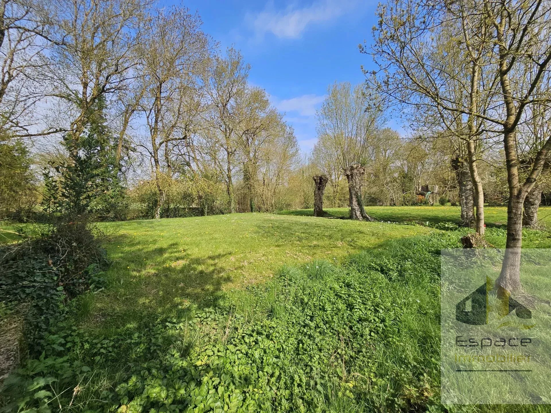 Parking à vendre, 1110 m², Saint-Christophe