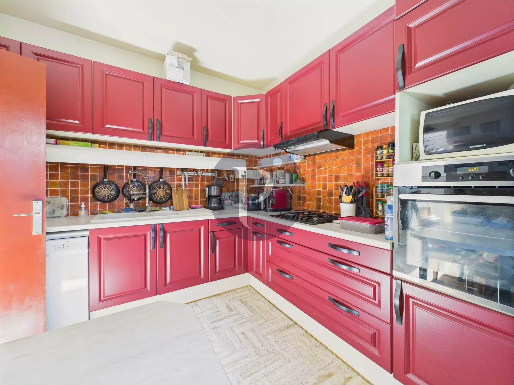 vente-maison-8-pieces-verrieres-le-buisson-85953170