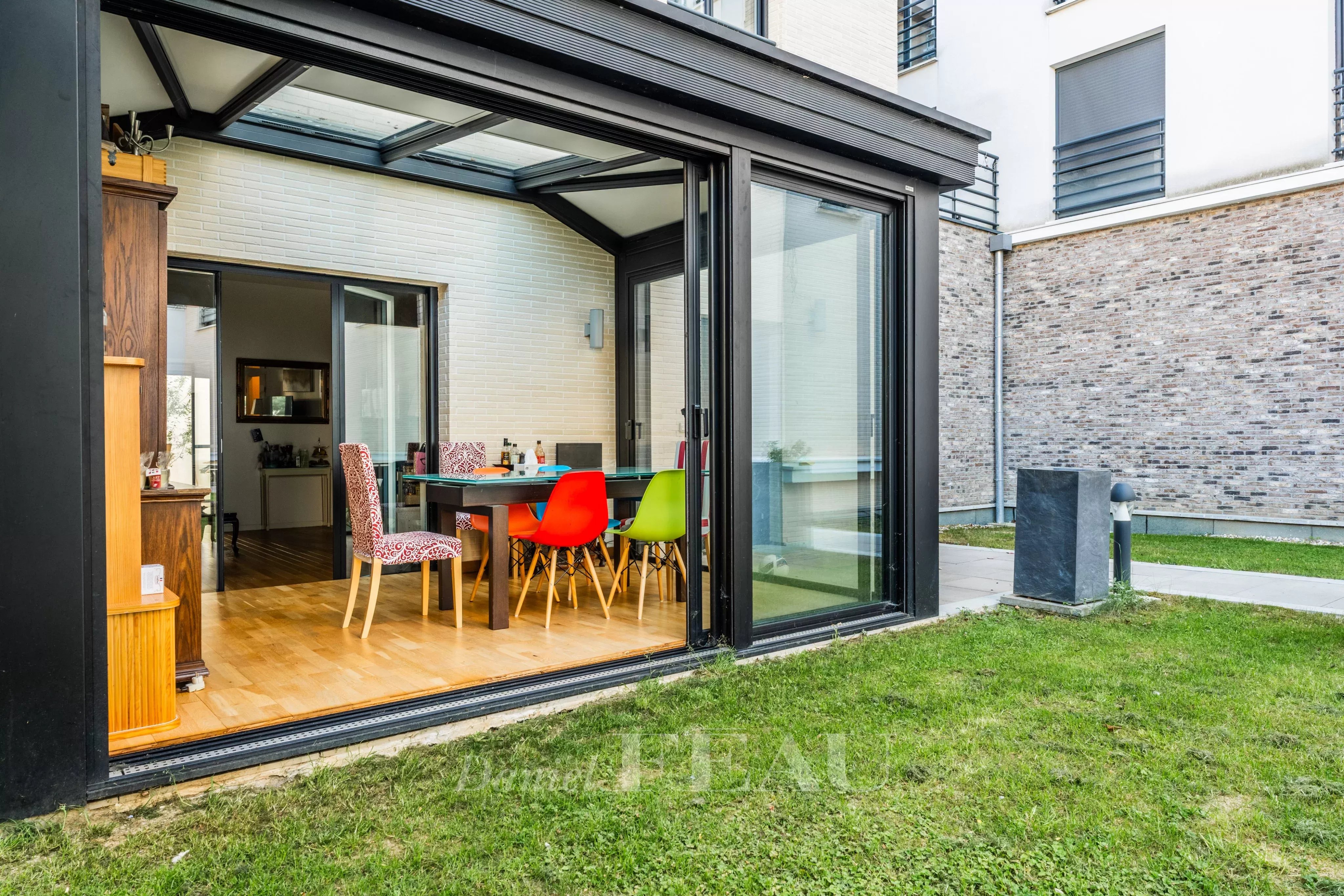 Boulogne South – An ideal family home with a garden
