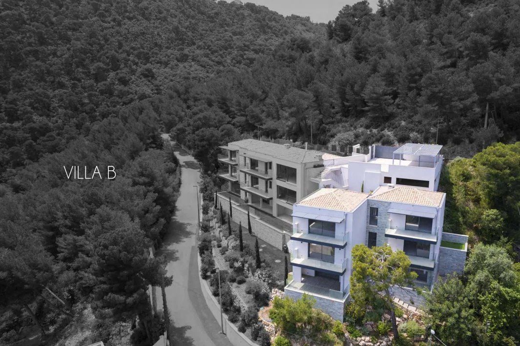 Semi-detached villa to be completed