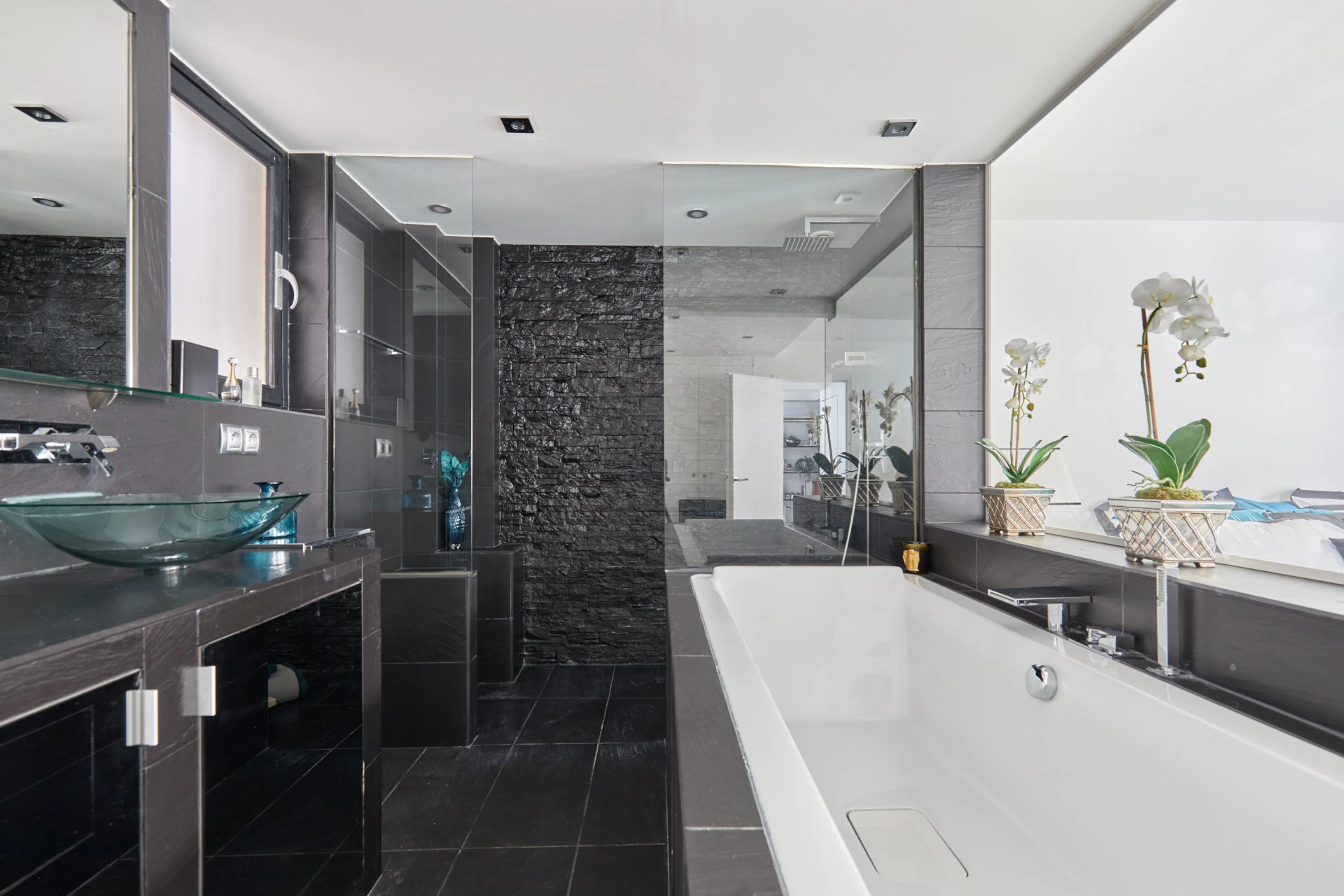 2 Bedroom Apartment/Flat's Image 15