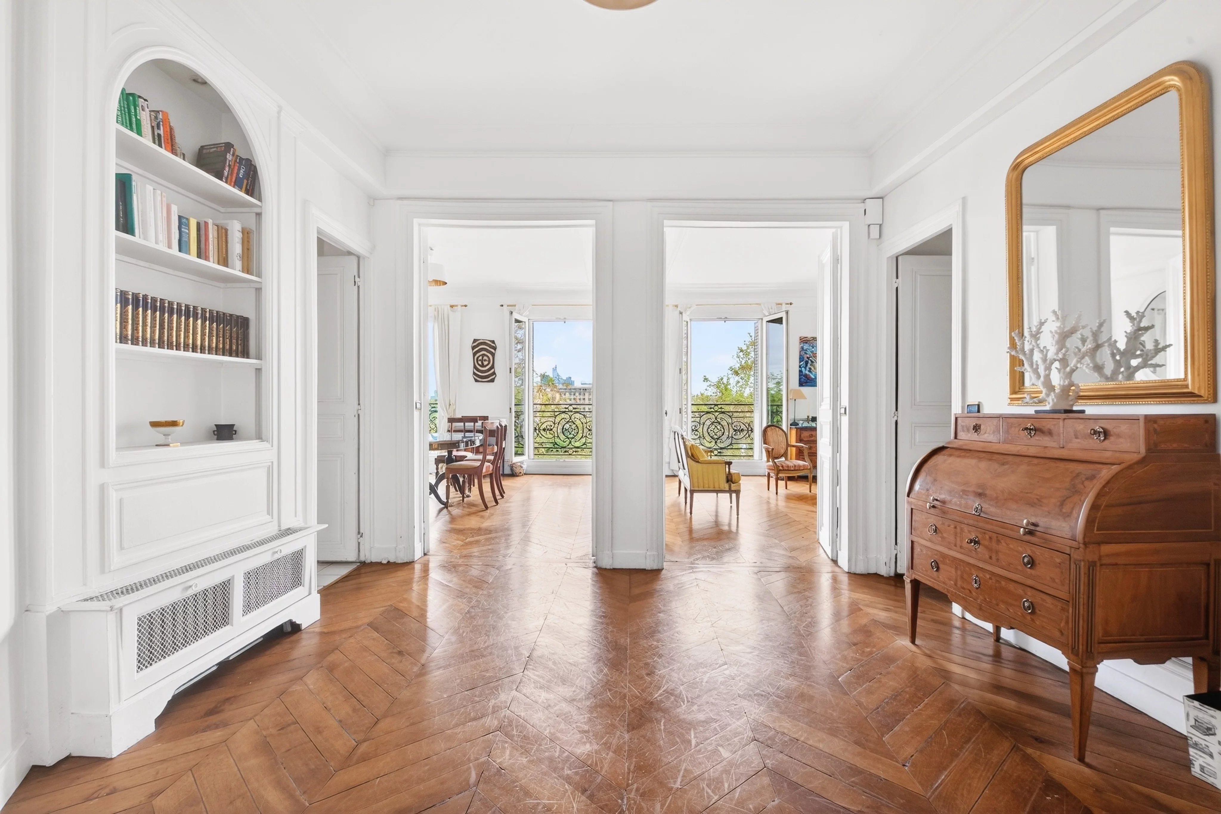 Appartement familial, 5 chambres, balcon filant, vue dégagée