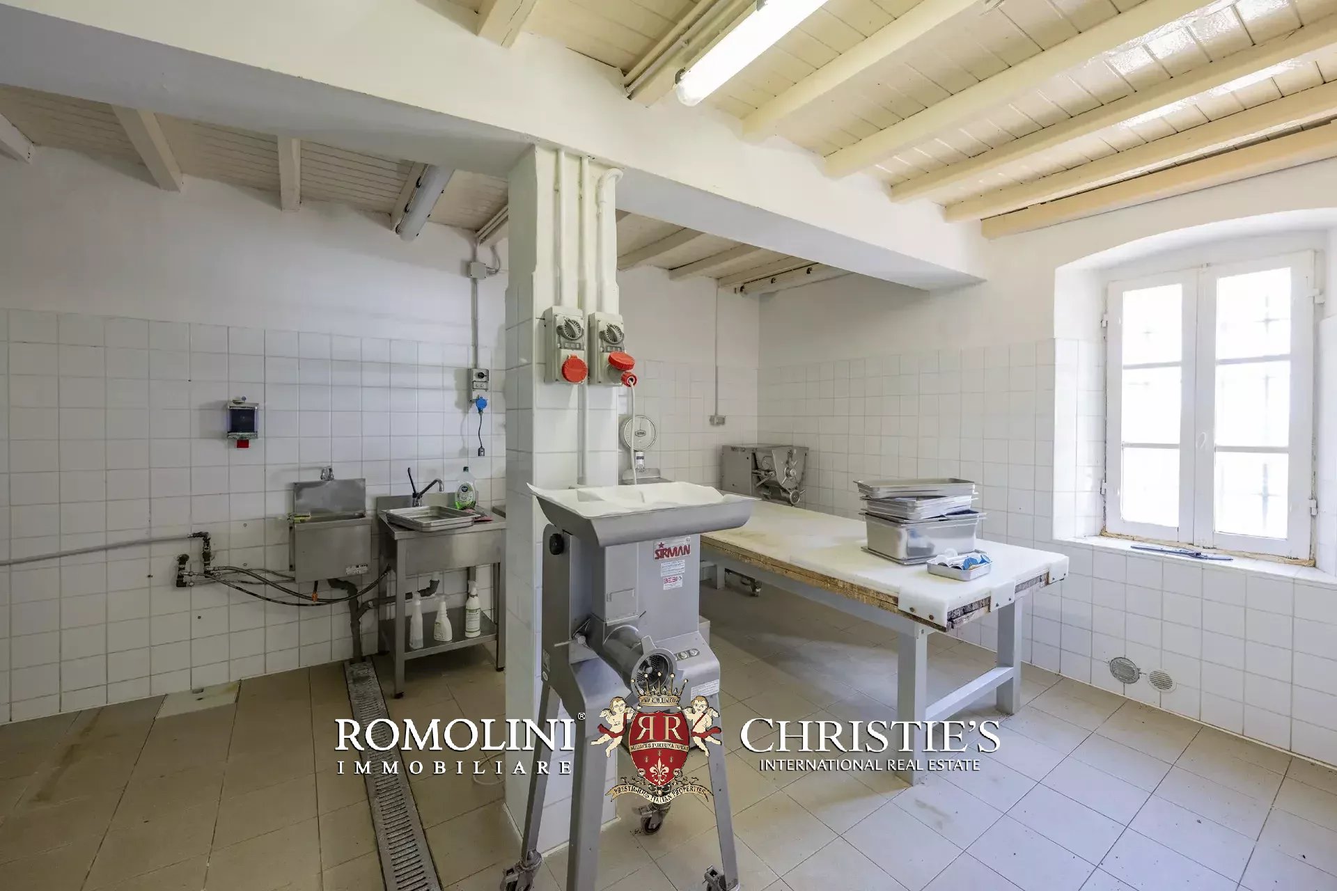 15 Bedroom Villa/Townhouse's Image 88