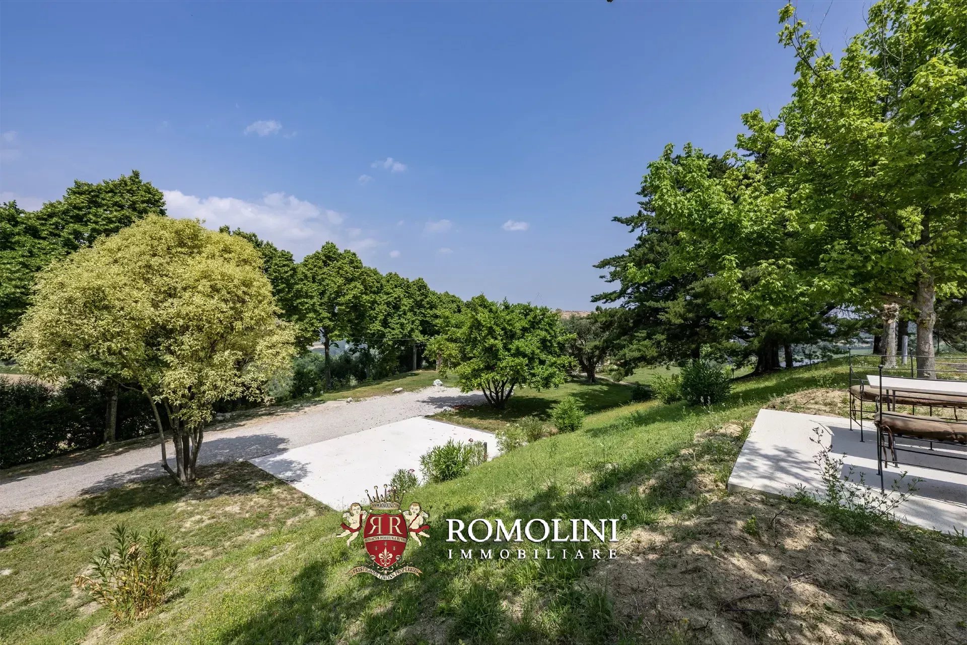 4 Bedroom Villa/Townhouse's Image 22