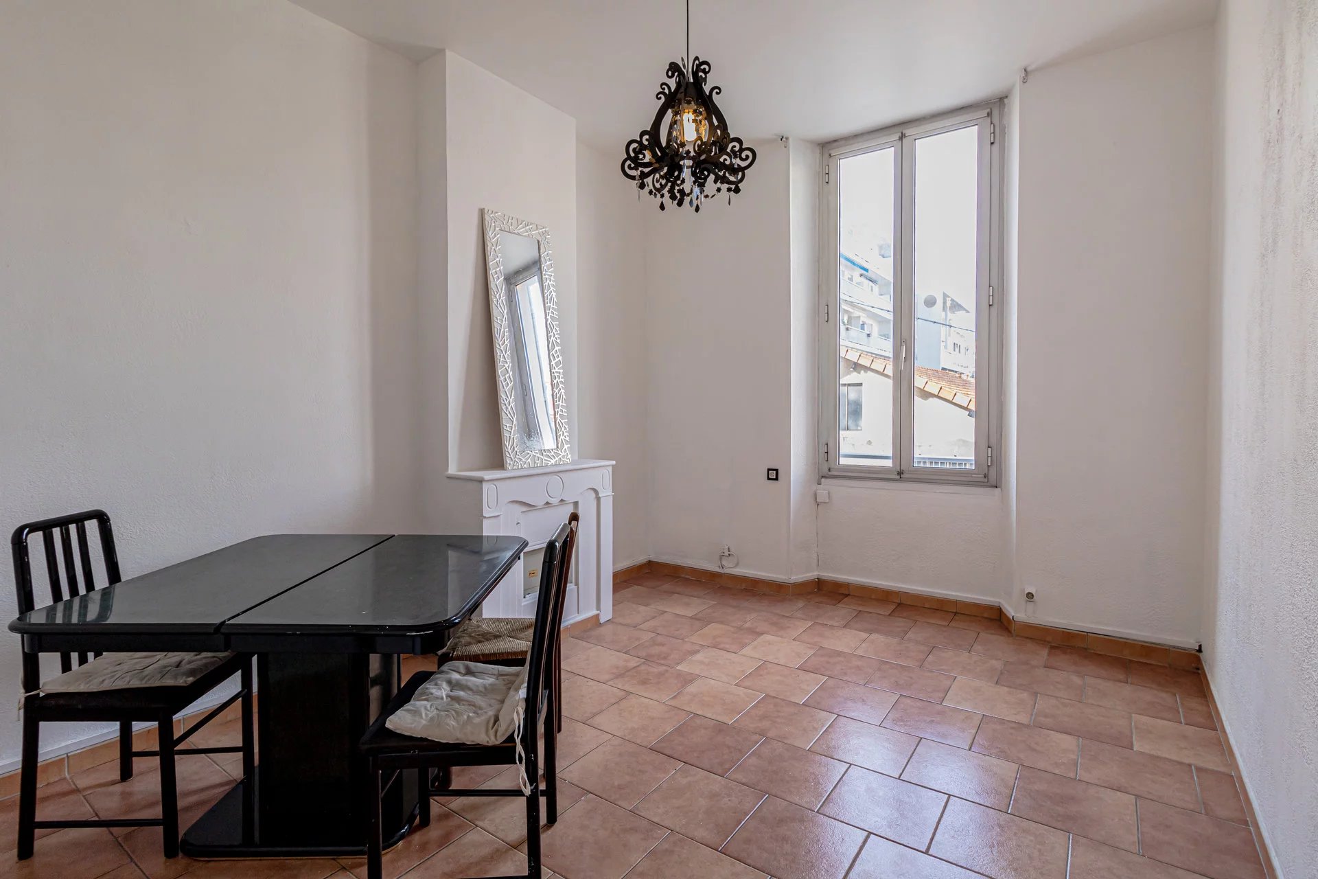 Cannes la bocca, 2 pièces  40m² vendu loué