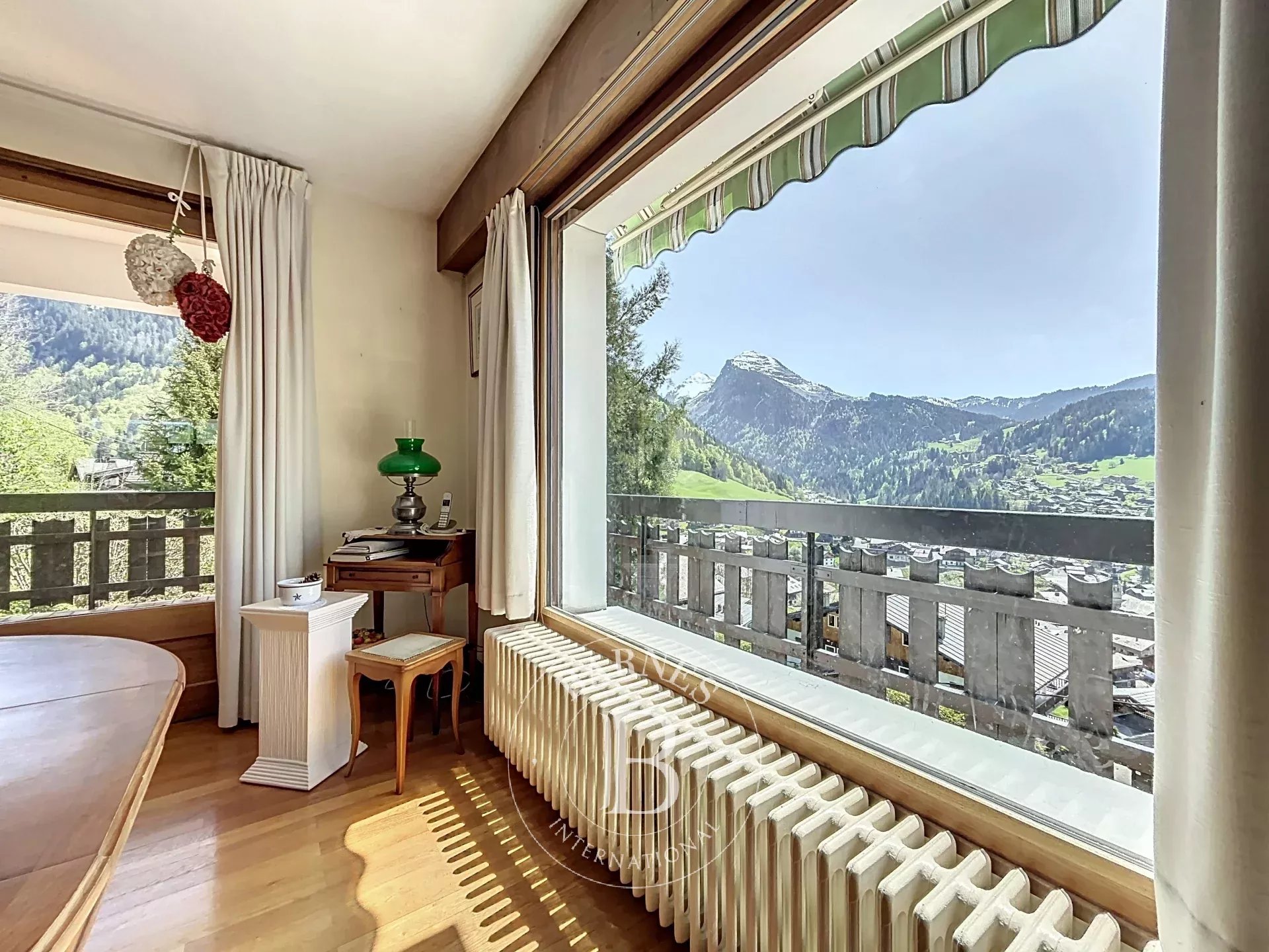 Photo of Morzine – 170 sqm family chalet to renovate – Panoramic views – Close to village centre