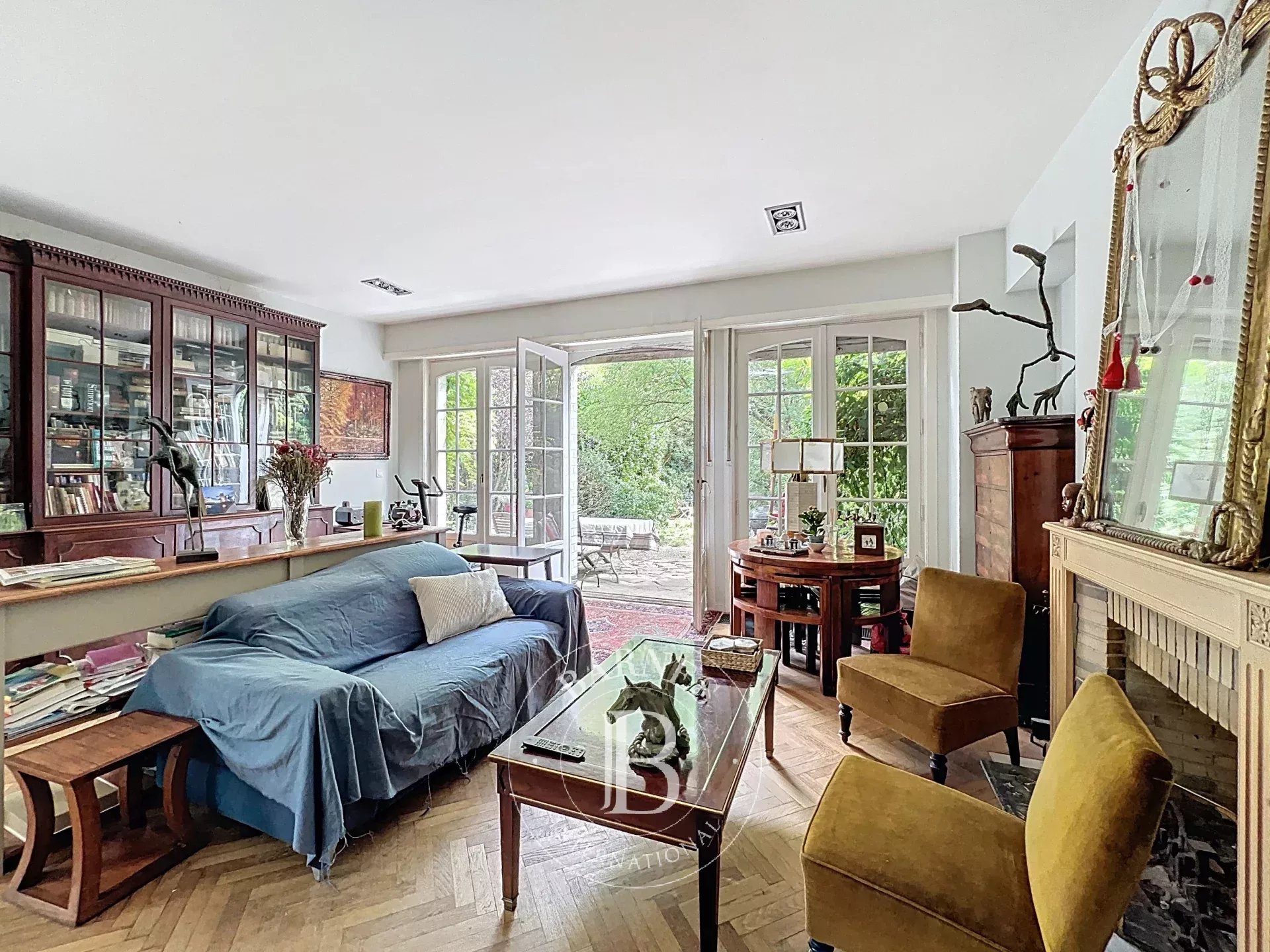 Fort Jaco - House 3 facades garden garage