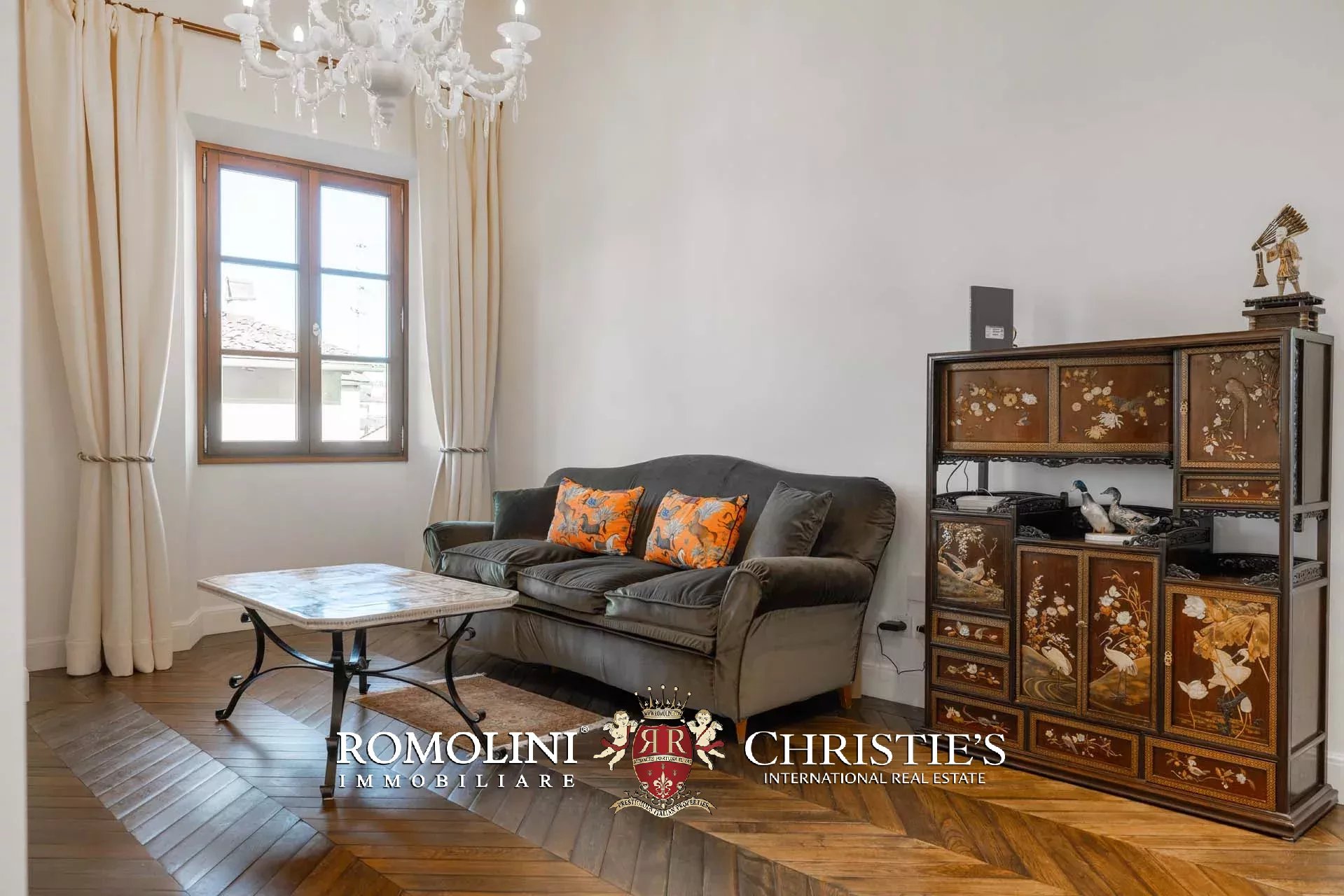 3 Bedroom Apartment/Flat's Image 11