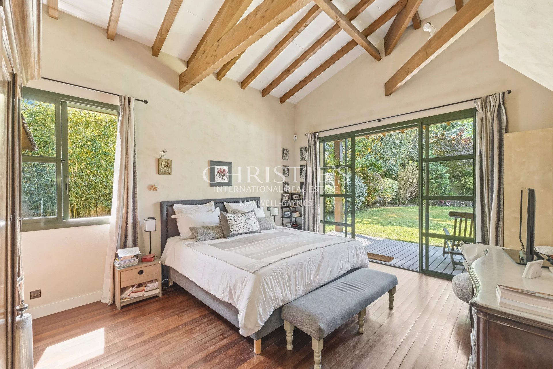 5 Bedroom Villa/Townhouse's Image 10