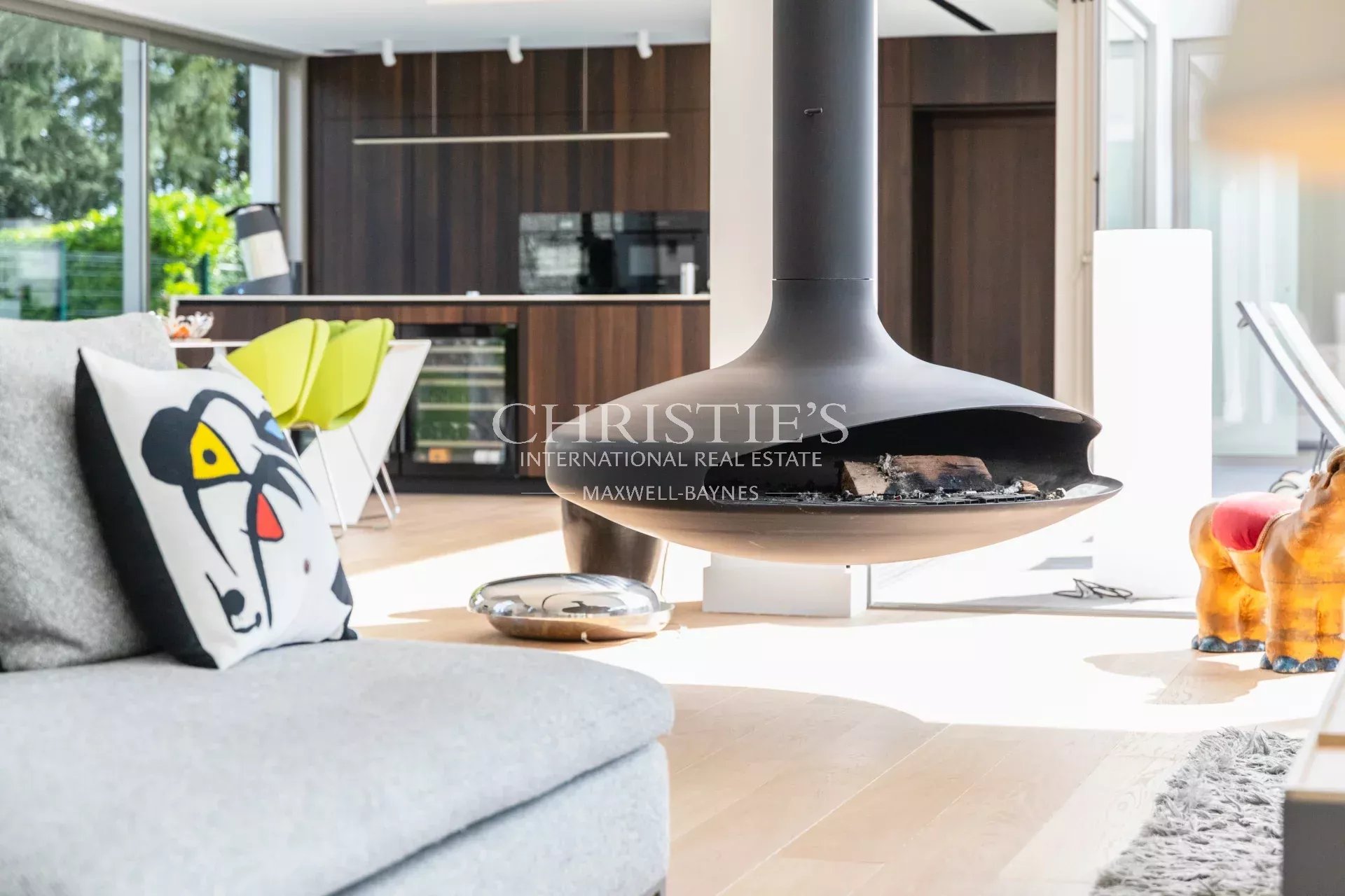 4 Bedroom Villa/Townhouse's Image 3