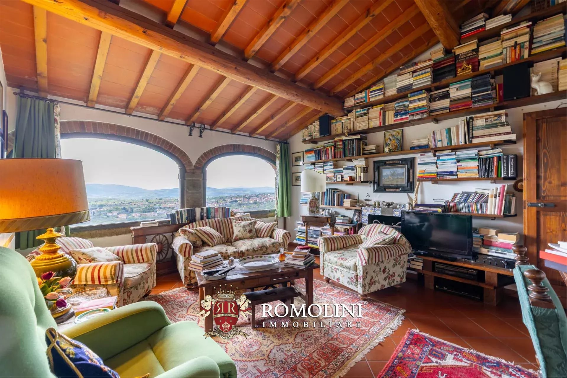 8 Bedroom Villa/Townhouse's Image 22